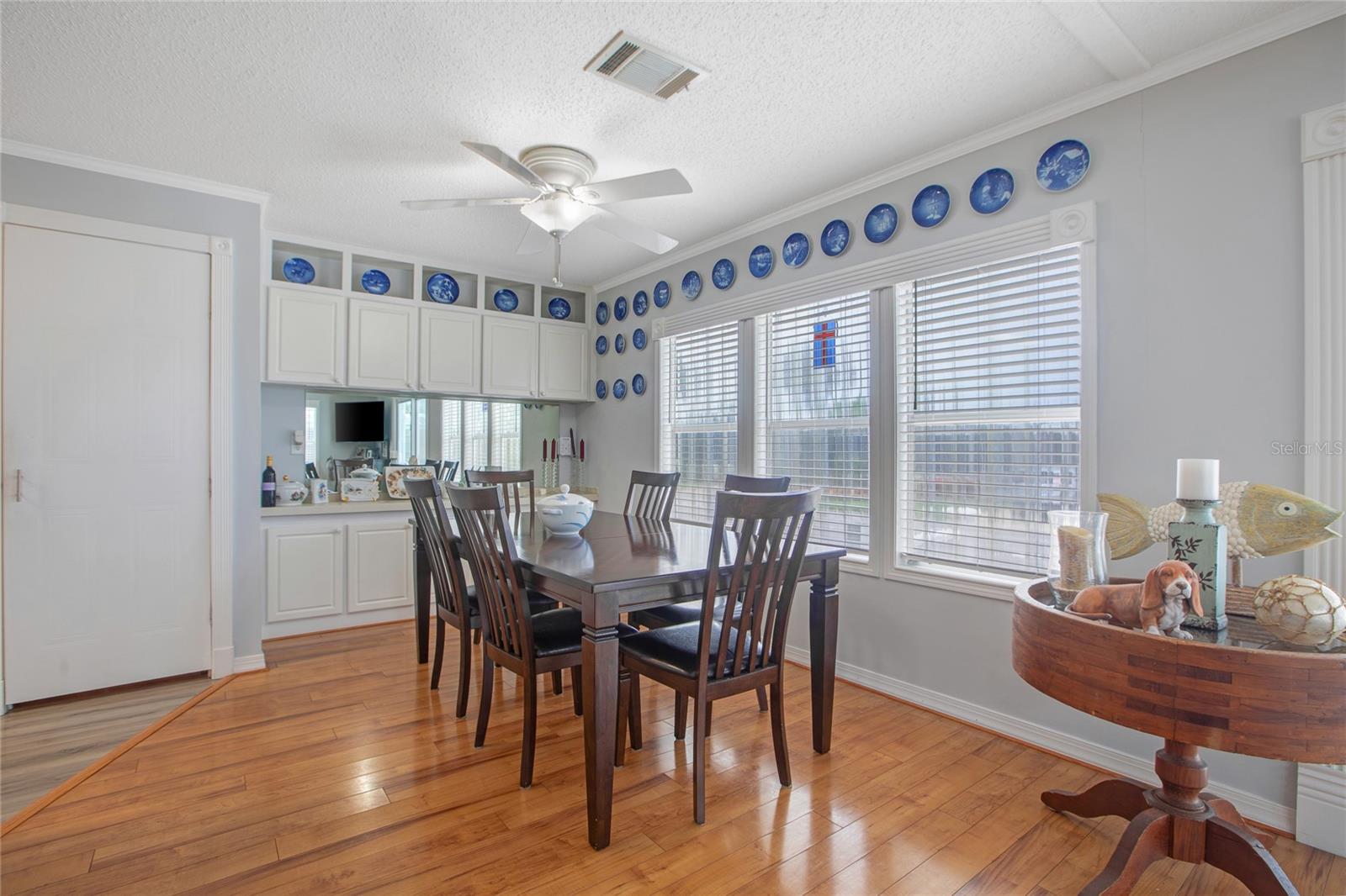 Image 10 of 62 For 2100 Kings Highway  685