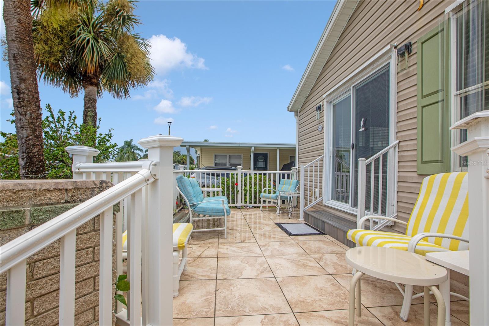 Image 4 of 62 For 2100 Kings Highway  685
