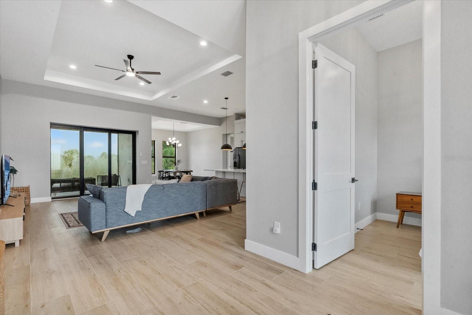 Image 11 of 54 For 14166 Fort Worth Circle