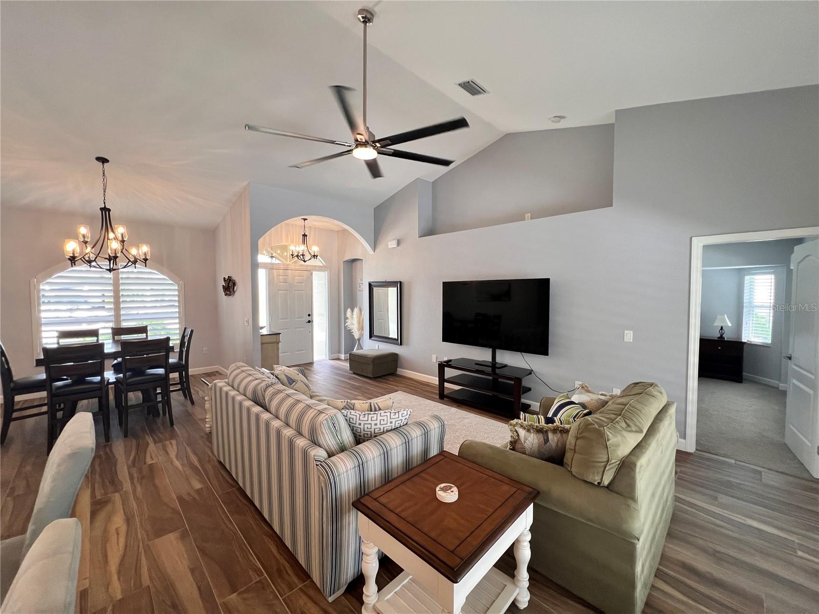 Image 7 of 28 For 5530 Almar Drive