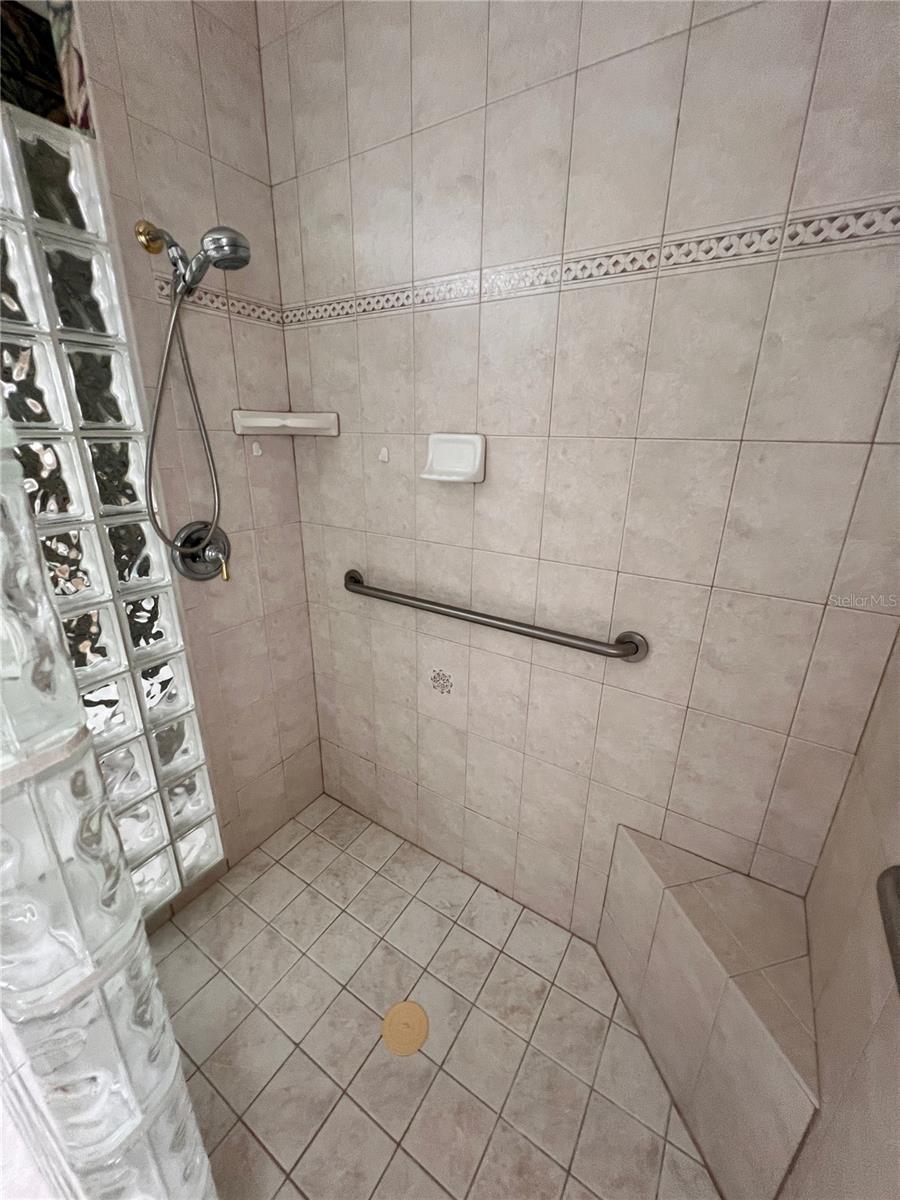 Image 17 of 28 For 5480 Sea Edge Drive