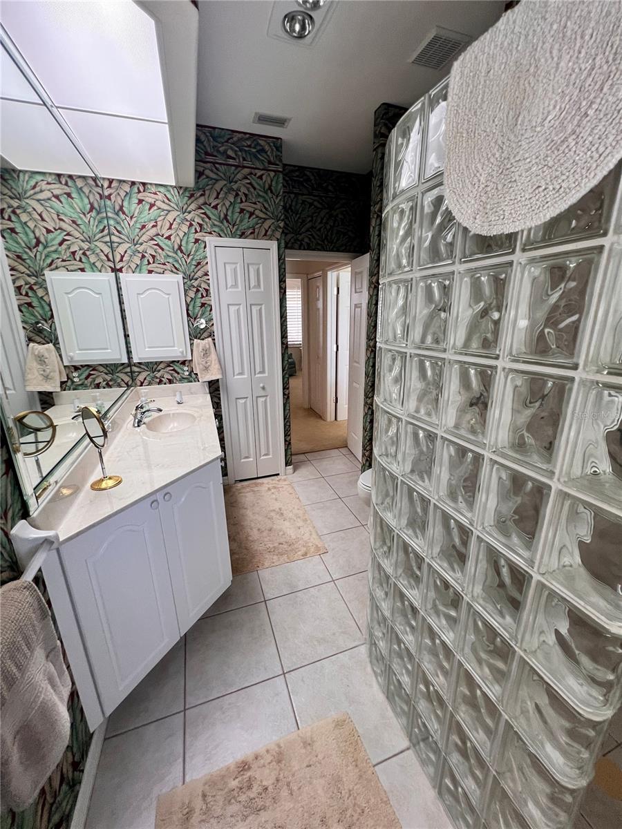 Image 19 of 28 For 5480 Sea Edge Drive