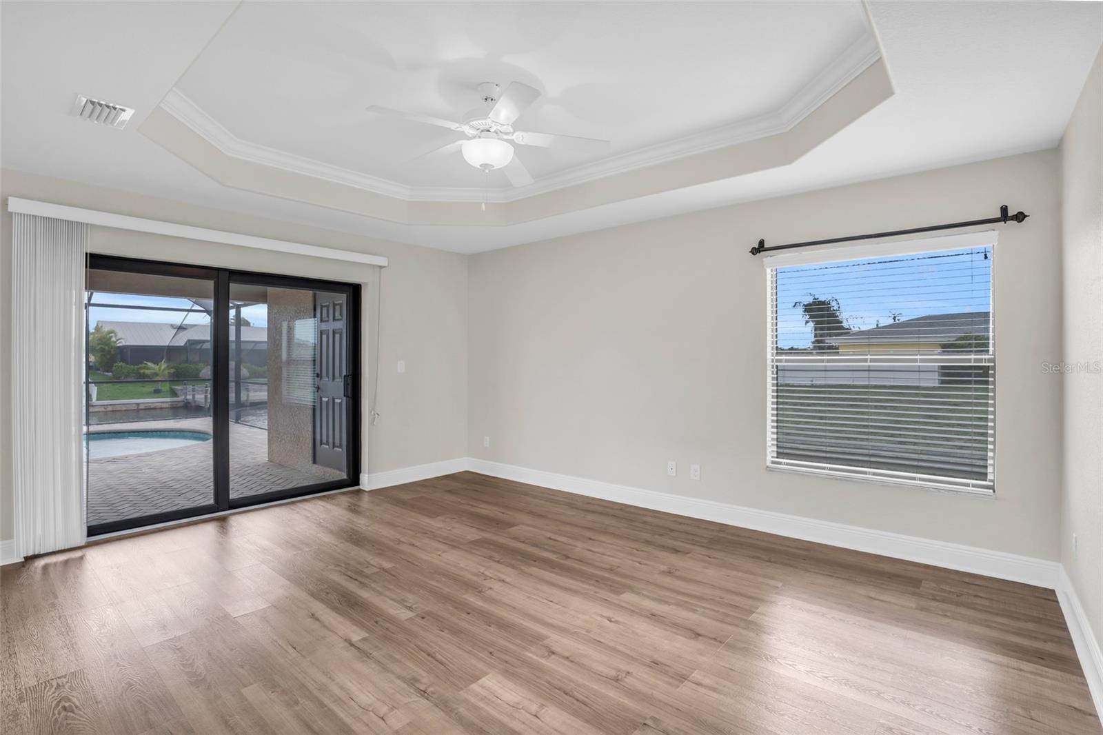Image 16 of 38 For 915 33rd Terrace