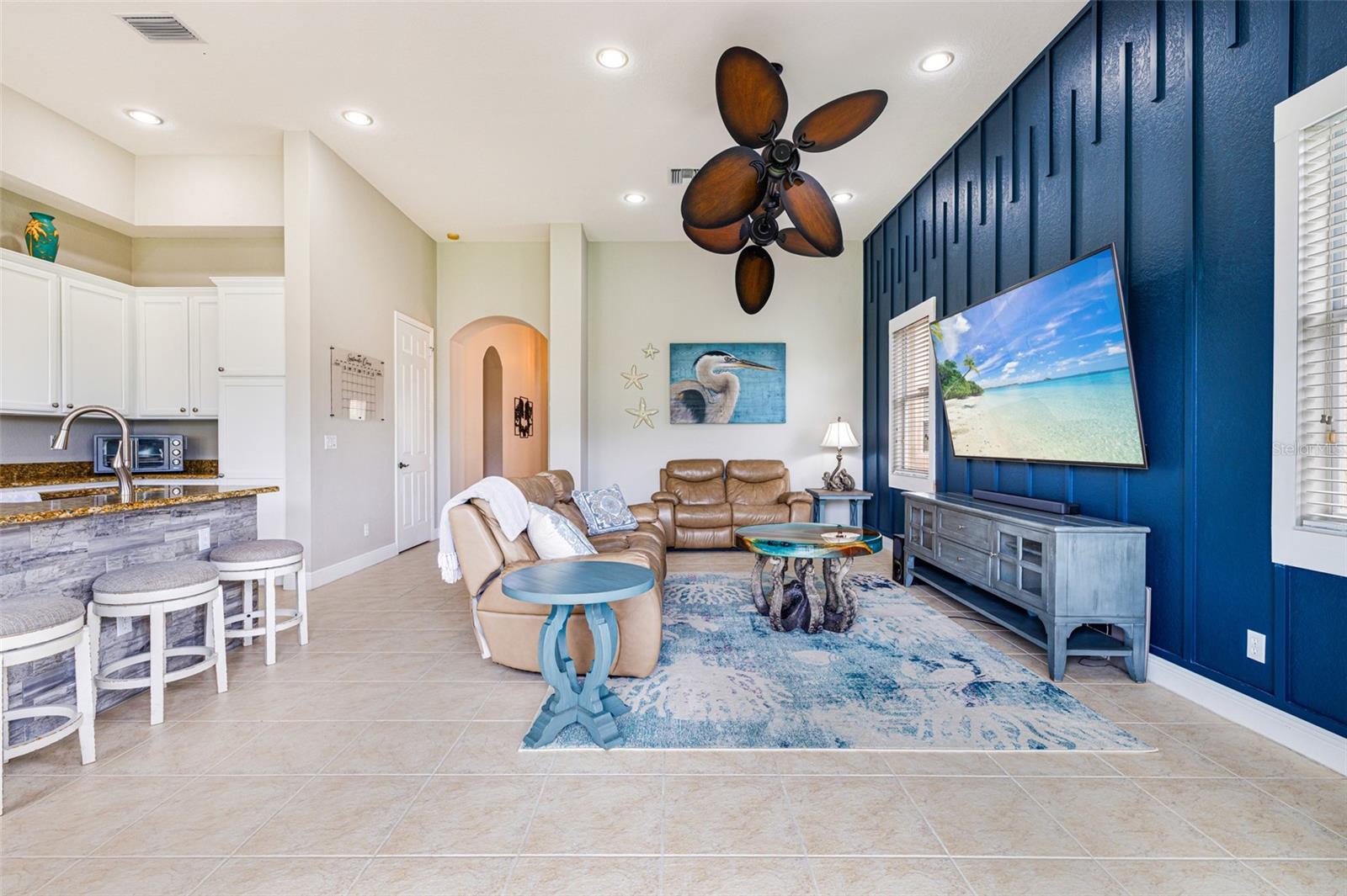 Image 12 of 53 For 24280 Riverfront Drive