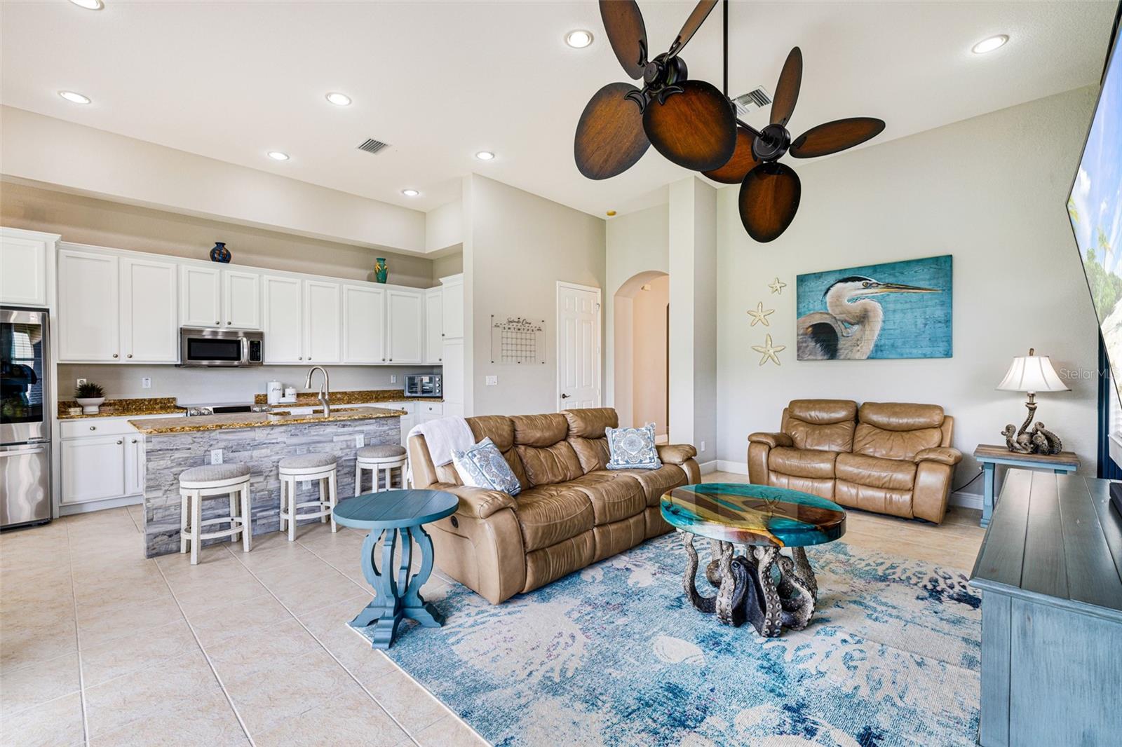 Image 13 of 53 For 24280 Riverfront Drive