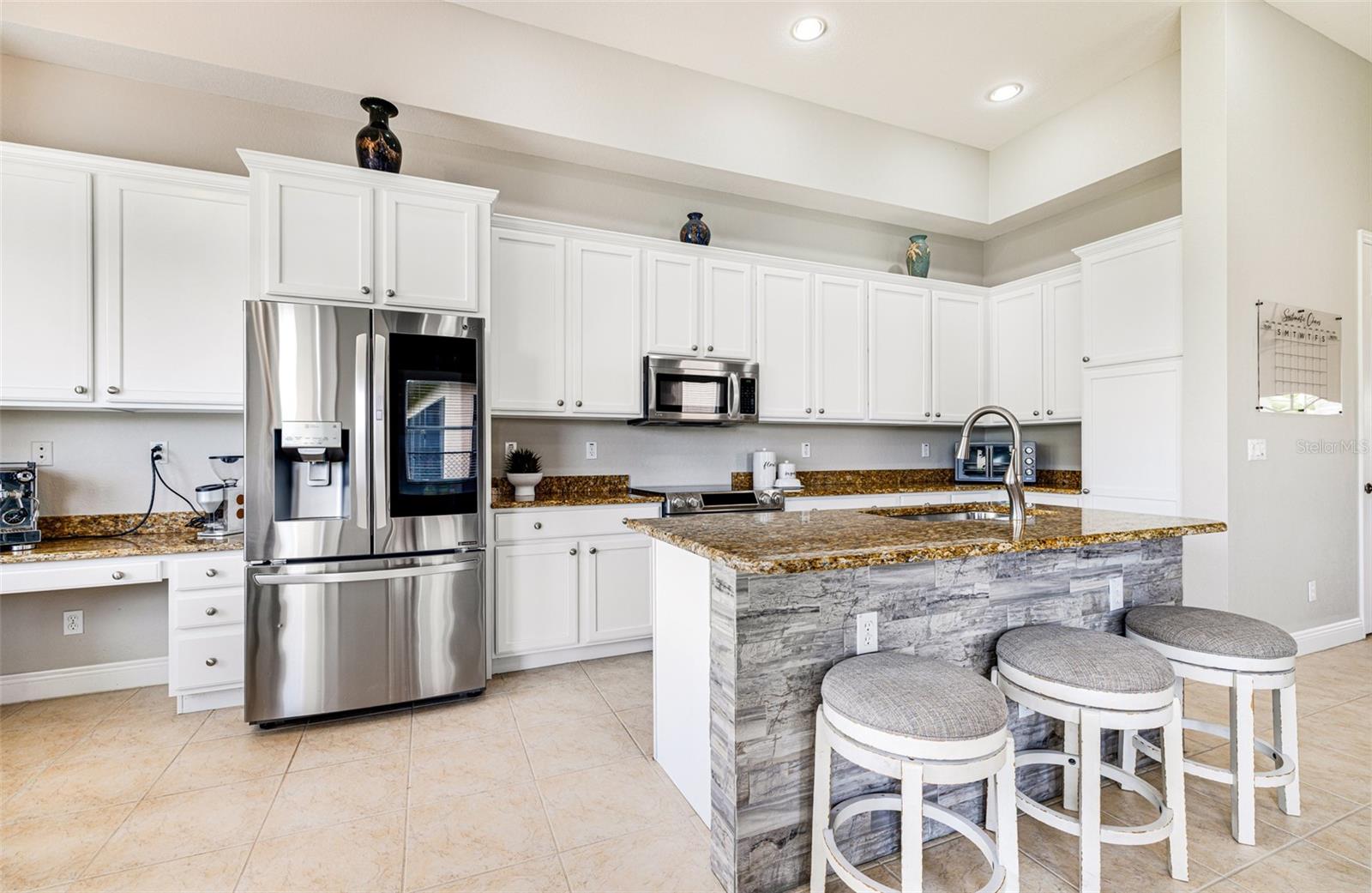 Image 15 of 53 For 24280 Riverfront Drive