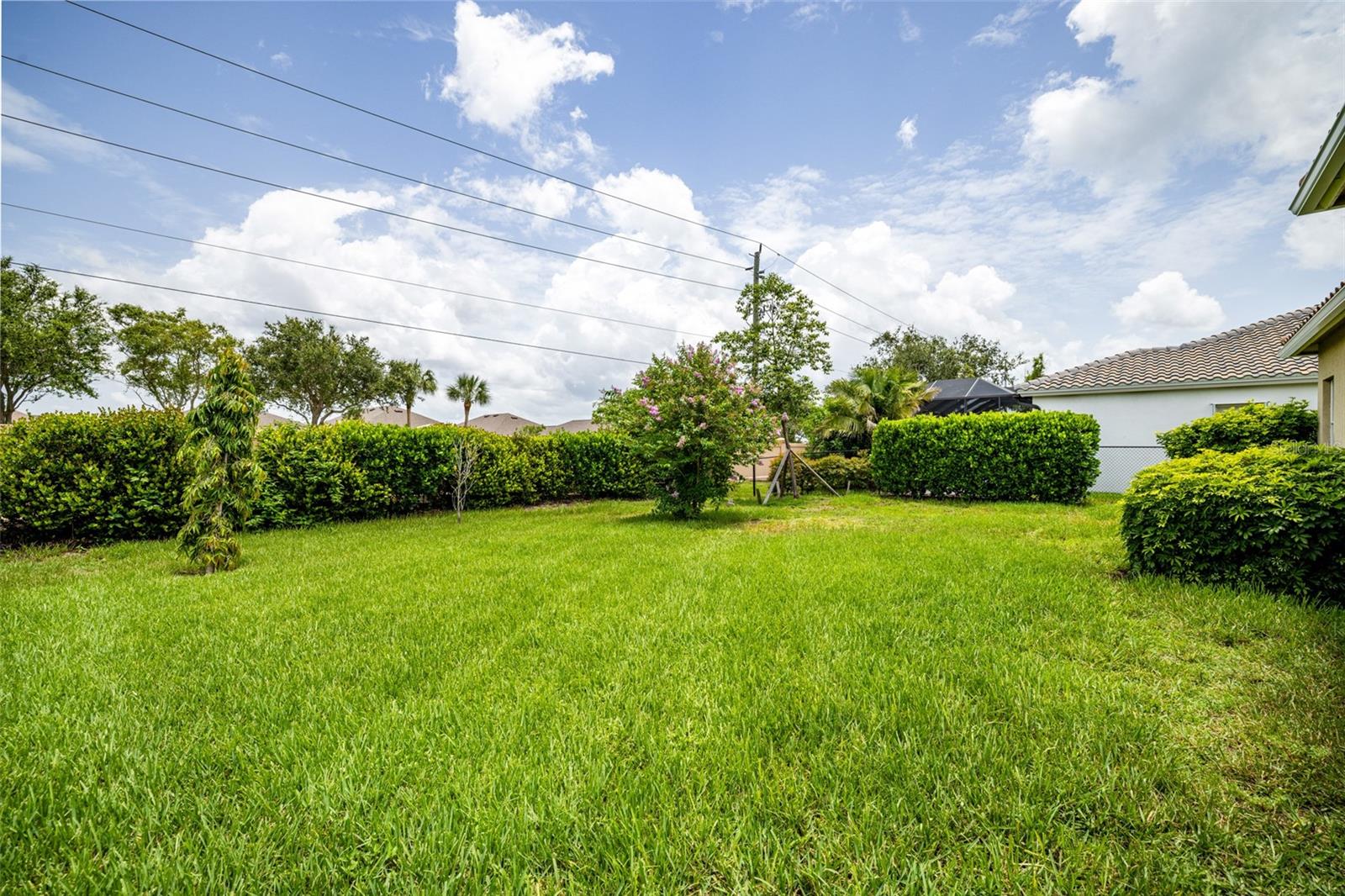 Image 44 of 53 For 24280 Riverfront Drive
