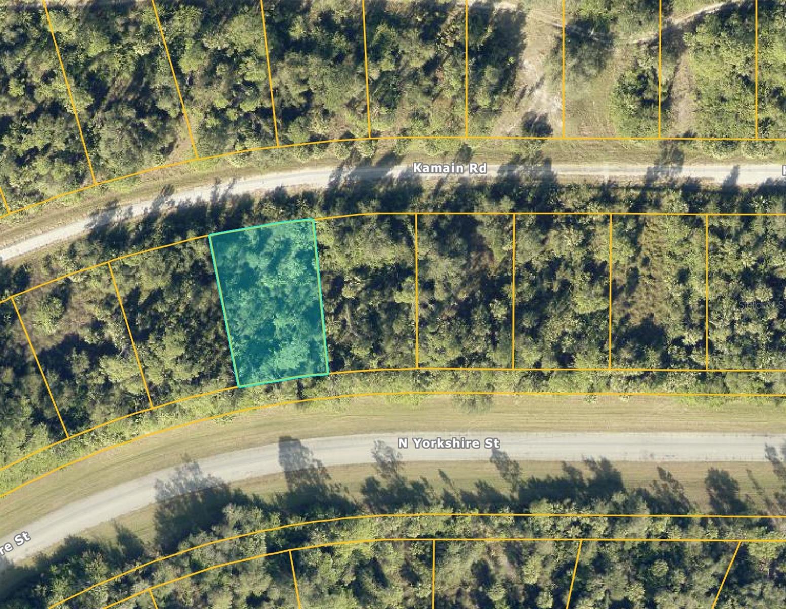 Listing photo id 0 for  Kamain Road 