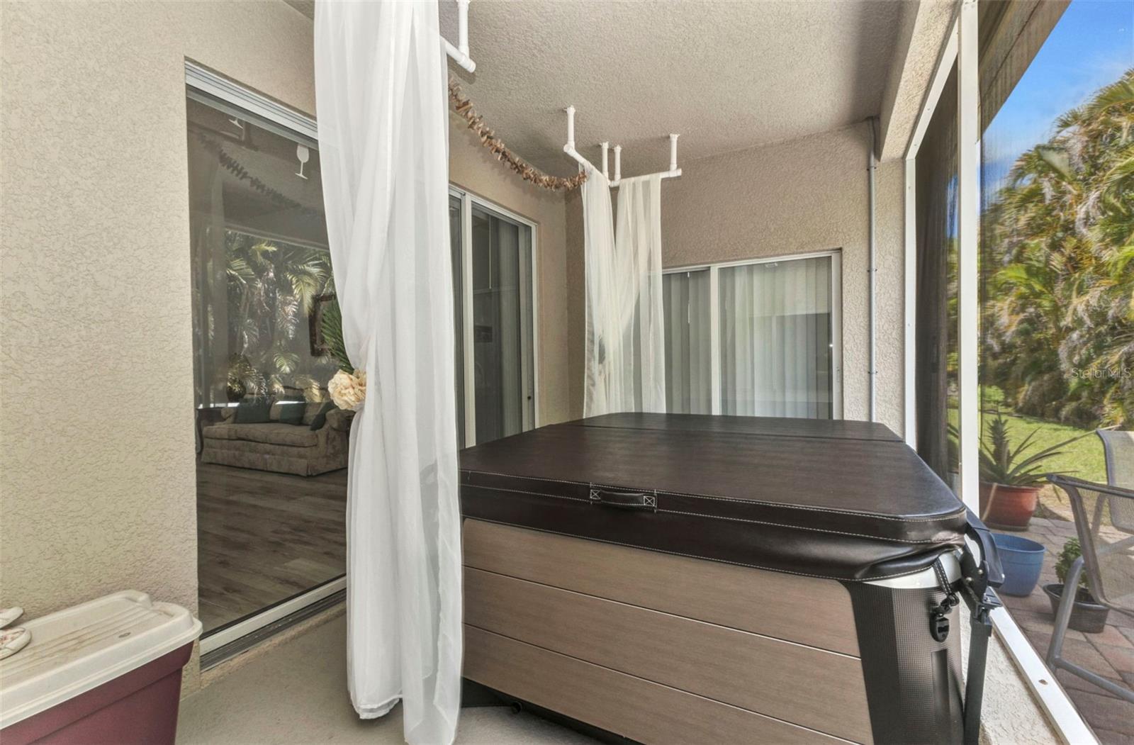 Image 7 of 42 For 24504 Buckingham Way