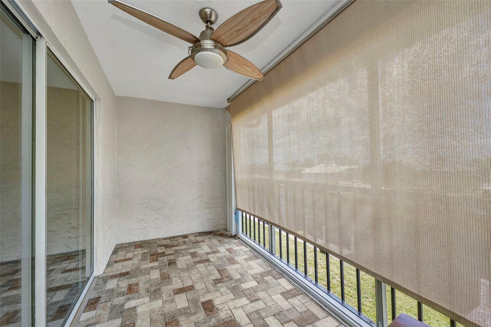 Image 28 of 41 For 1335 Mineo Drive G