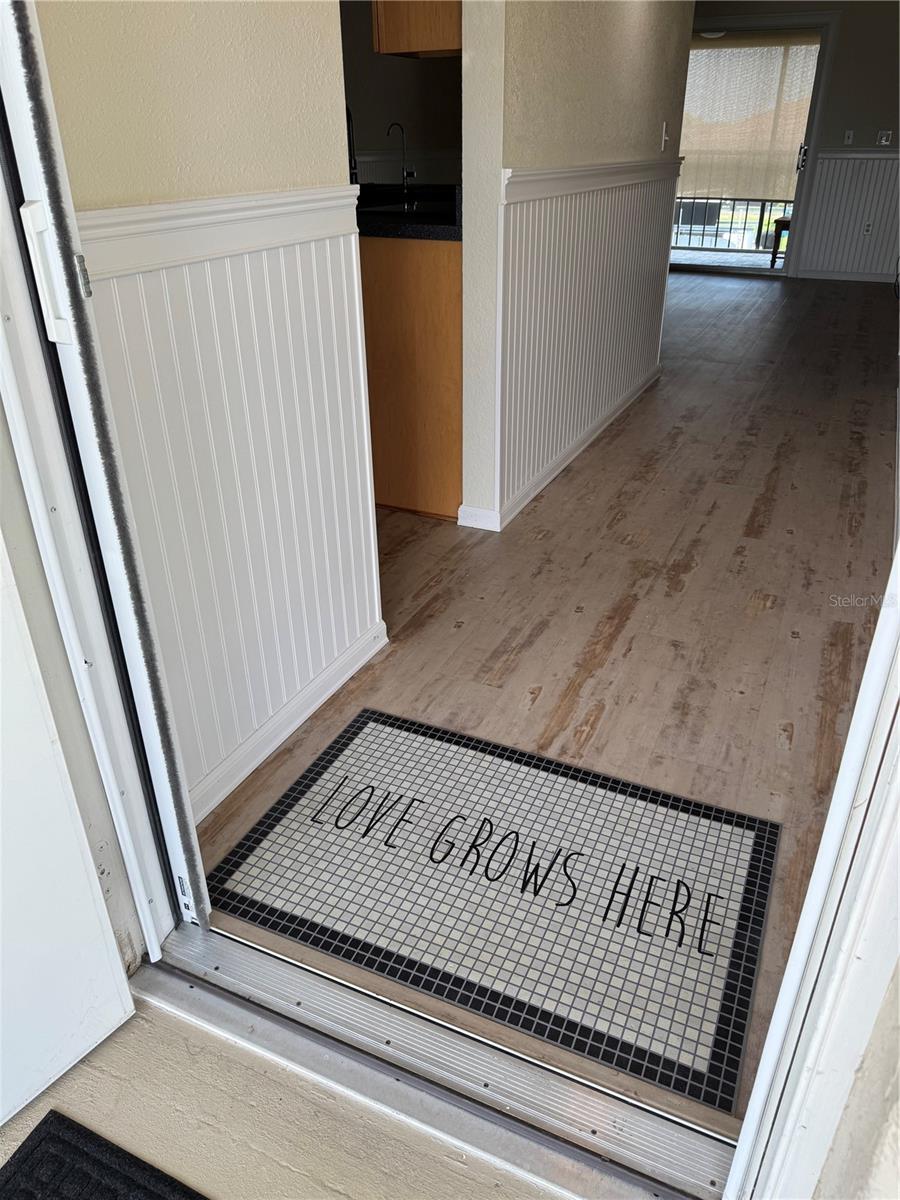 Image 7 of 41 For 1335 Mineo Drive G
