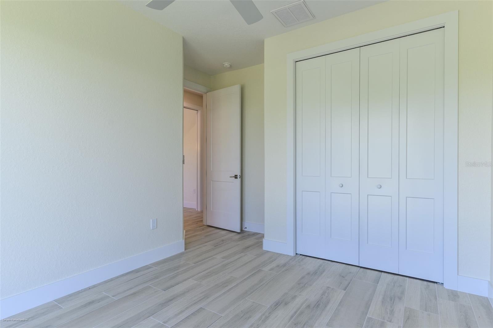 Image 32 of 47 For 9437 Galaxie Circle