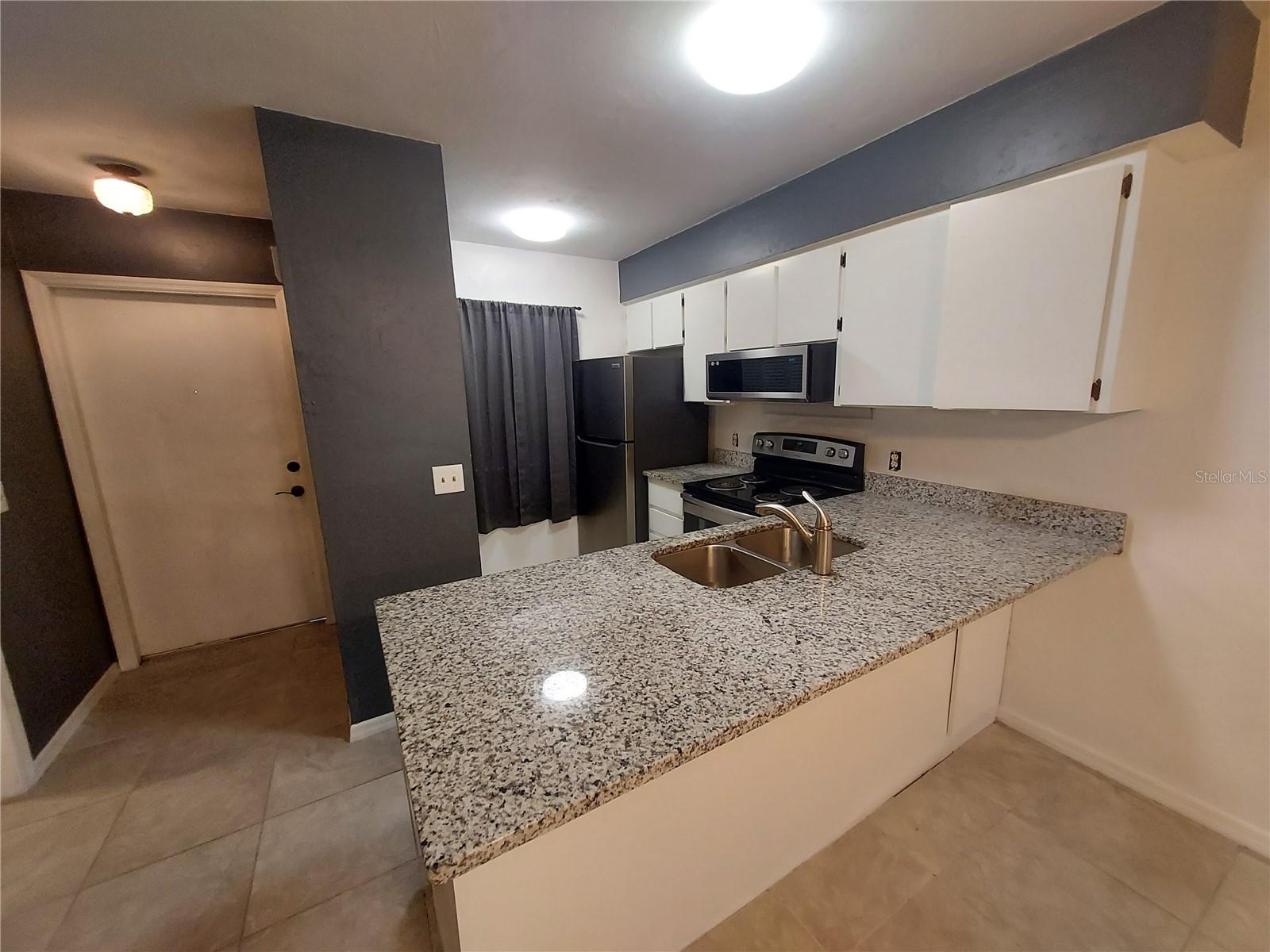 Image 5 of 26 For 22523 Westchester Boulevard F202