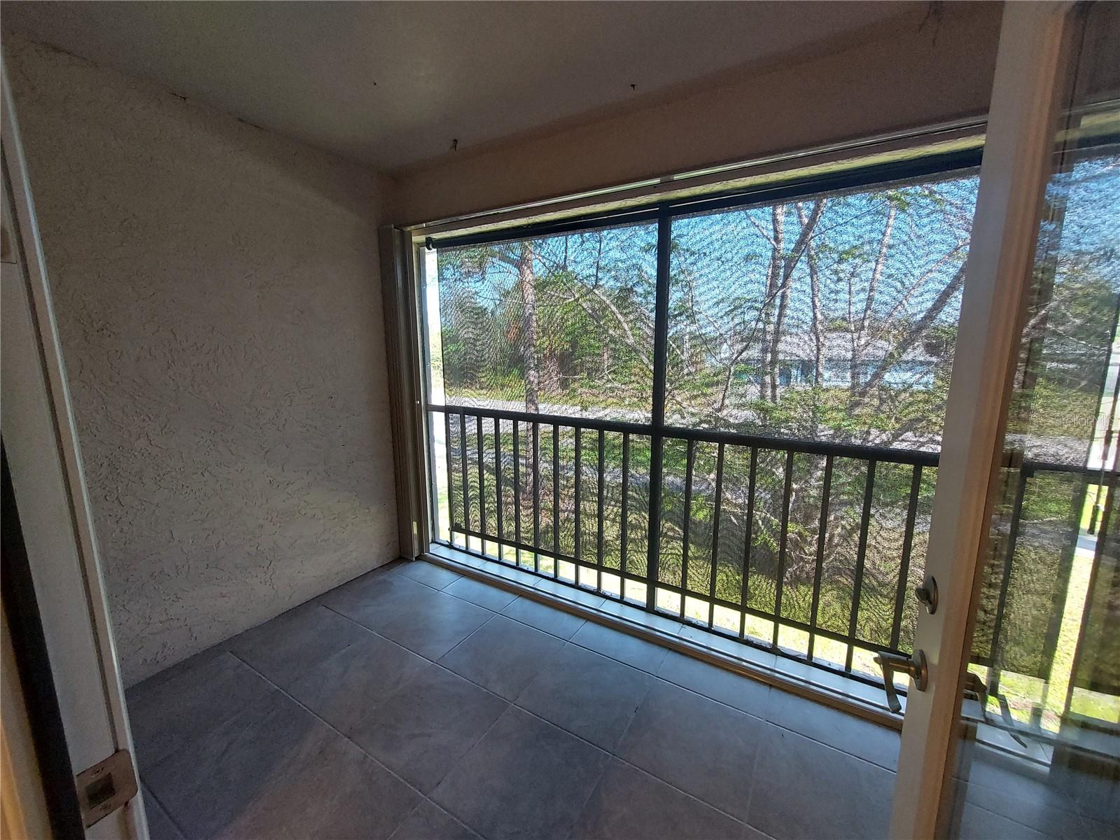Image 9 of 26 For 22523 Westchester Boulevard F202