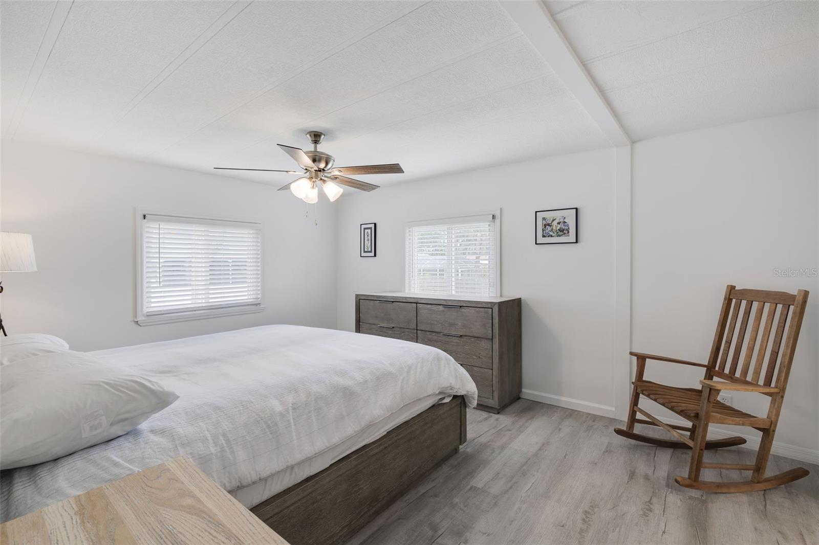 Image 13 of 20 For 16921 Windcrest Drive