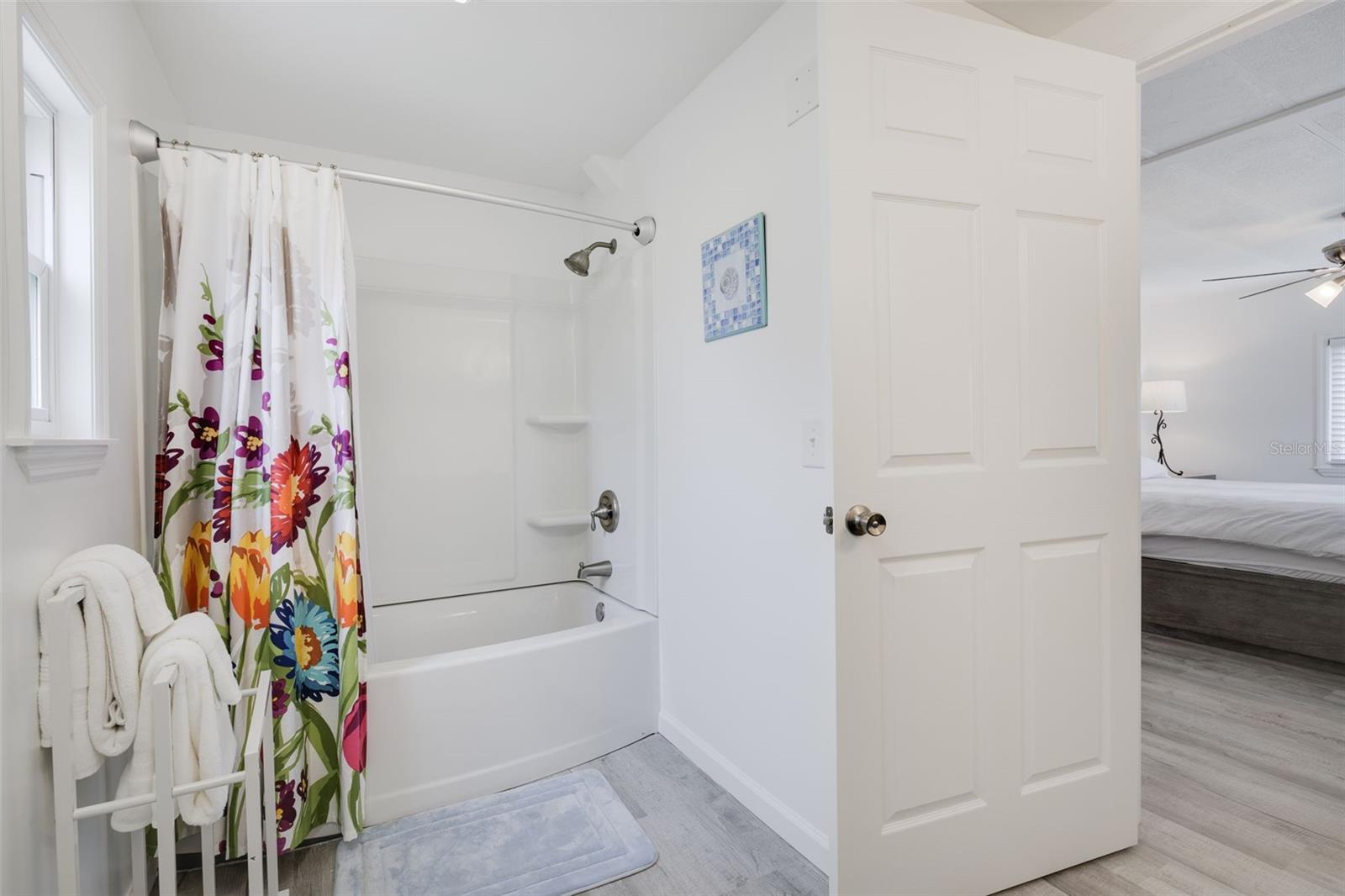 Image 14 of 20 For 16921 Windcrest Drive