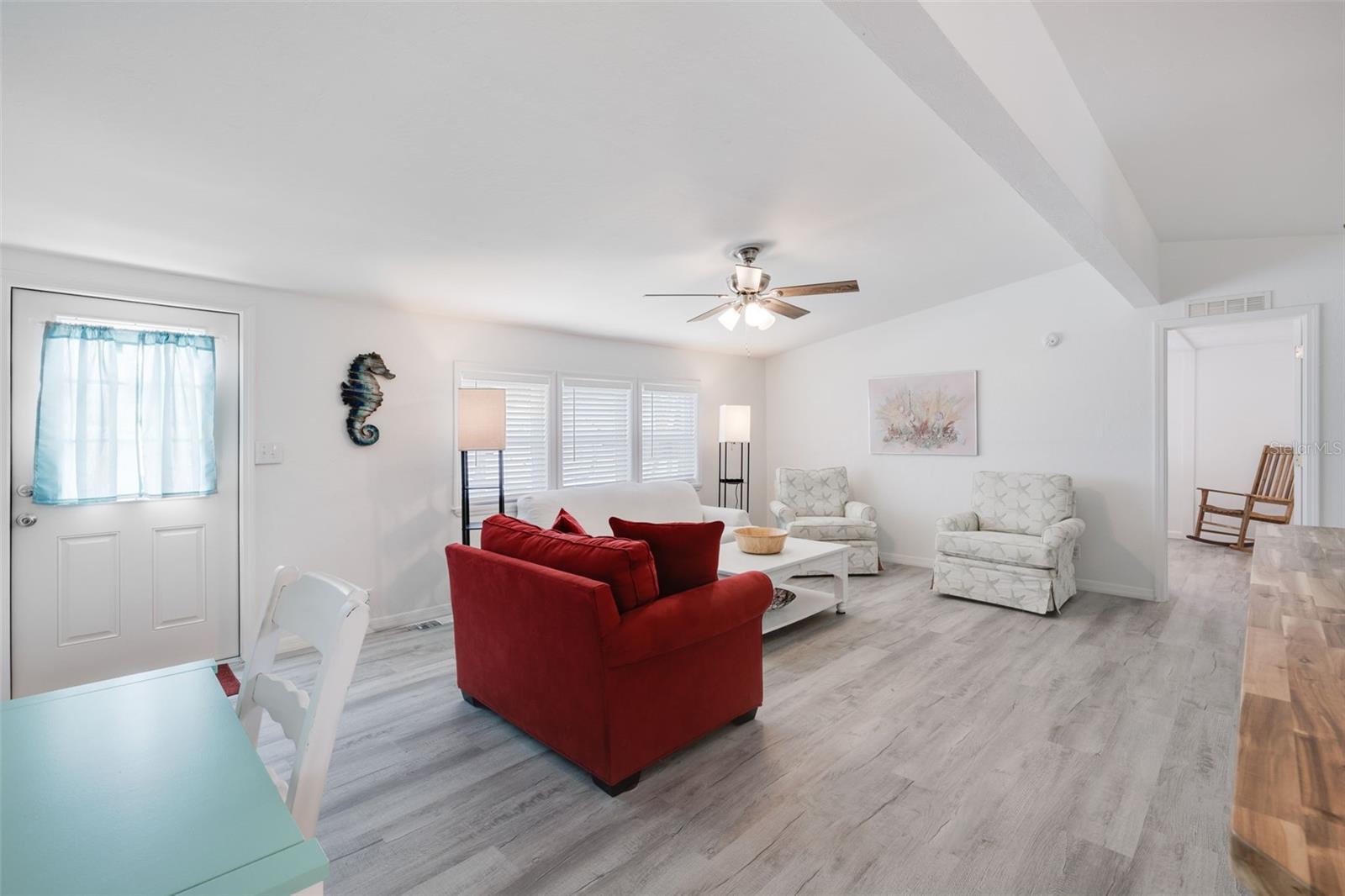 Image 6 of 20 For 16921 Windcrest Drive