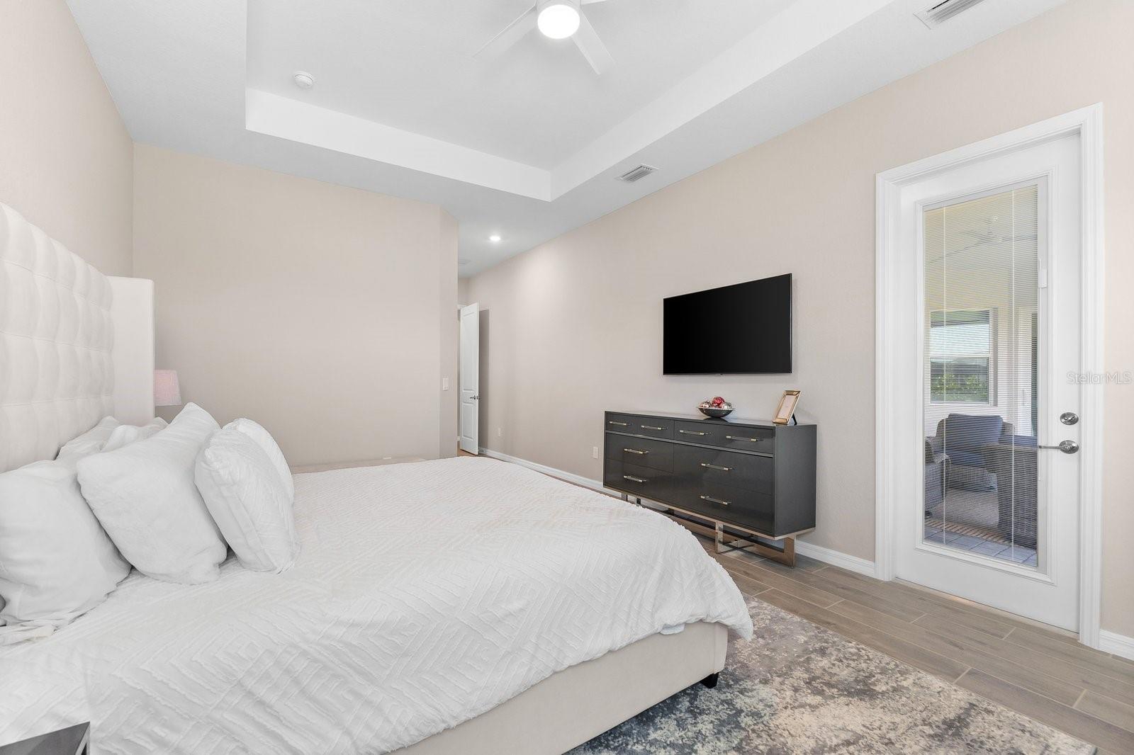 Image 32 of 78 For 17336 Sandpearl Road