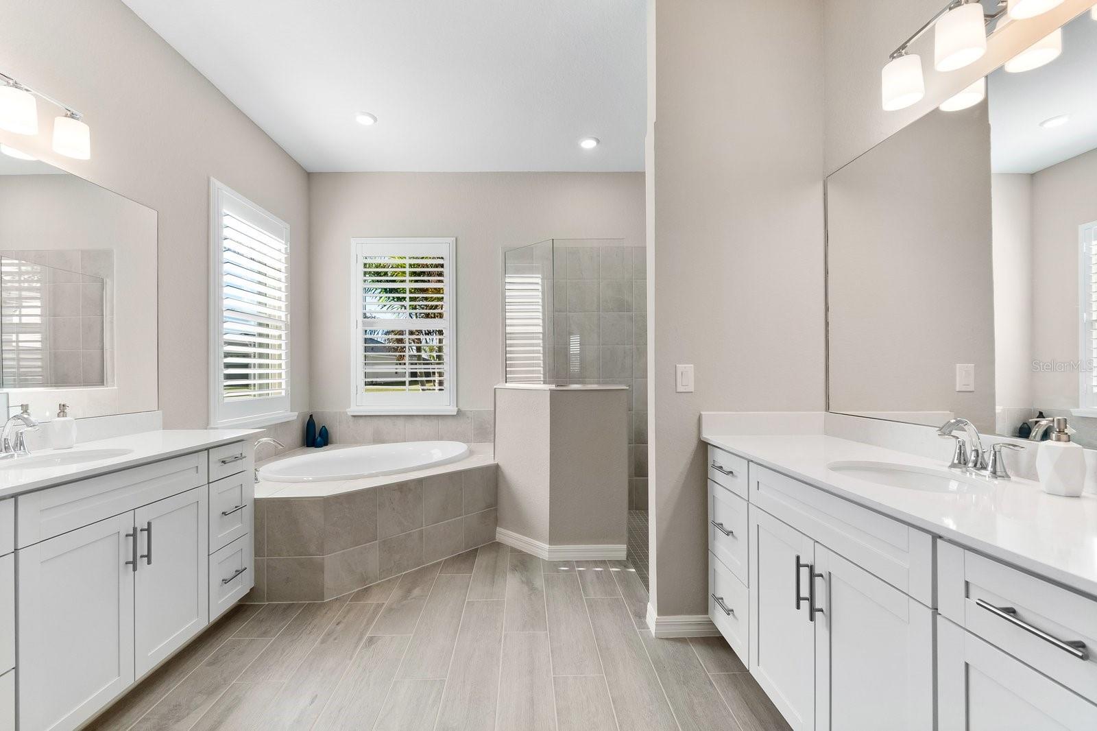 Image 35 of 78 For 17336 Sandpearl Road