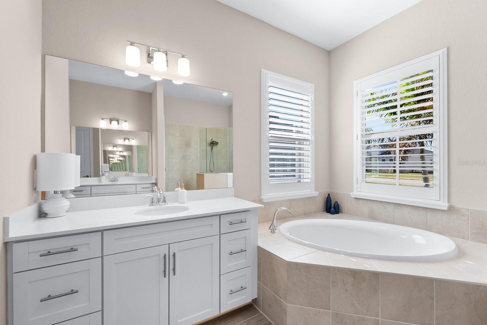 Image 36 of 78 For 17336 Sandpearl Road