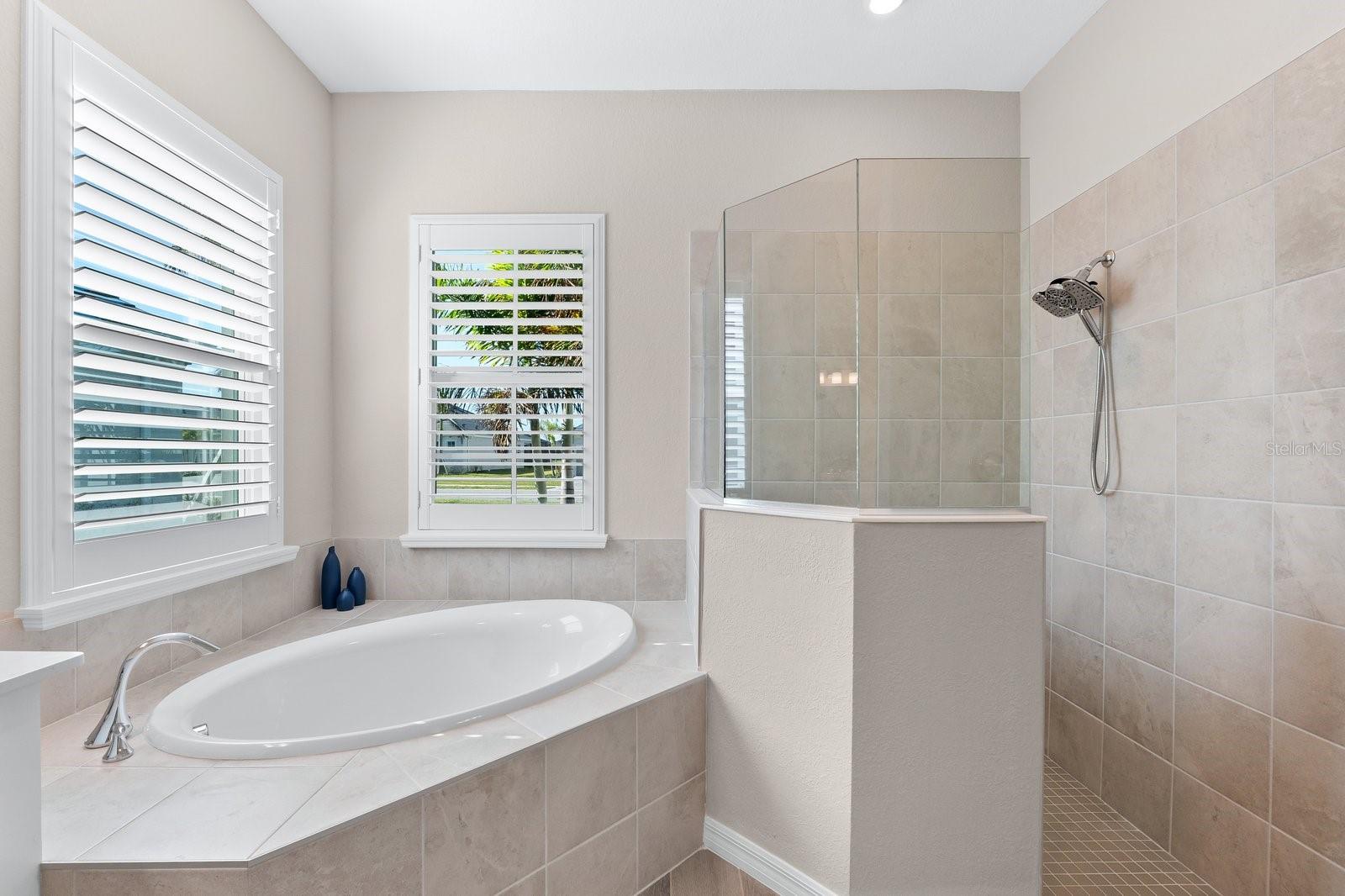 Image 37 of 78 For 17336 Sandpearl Road