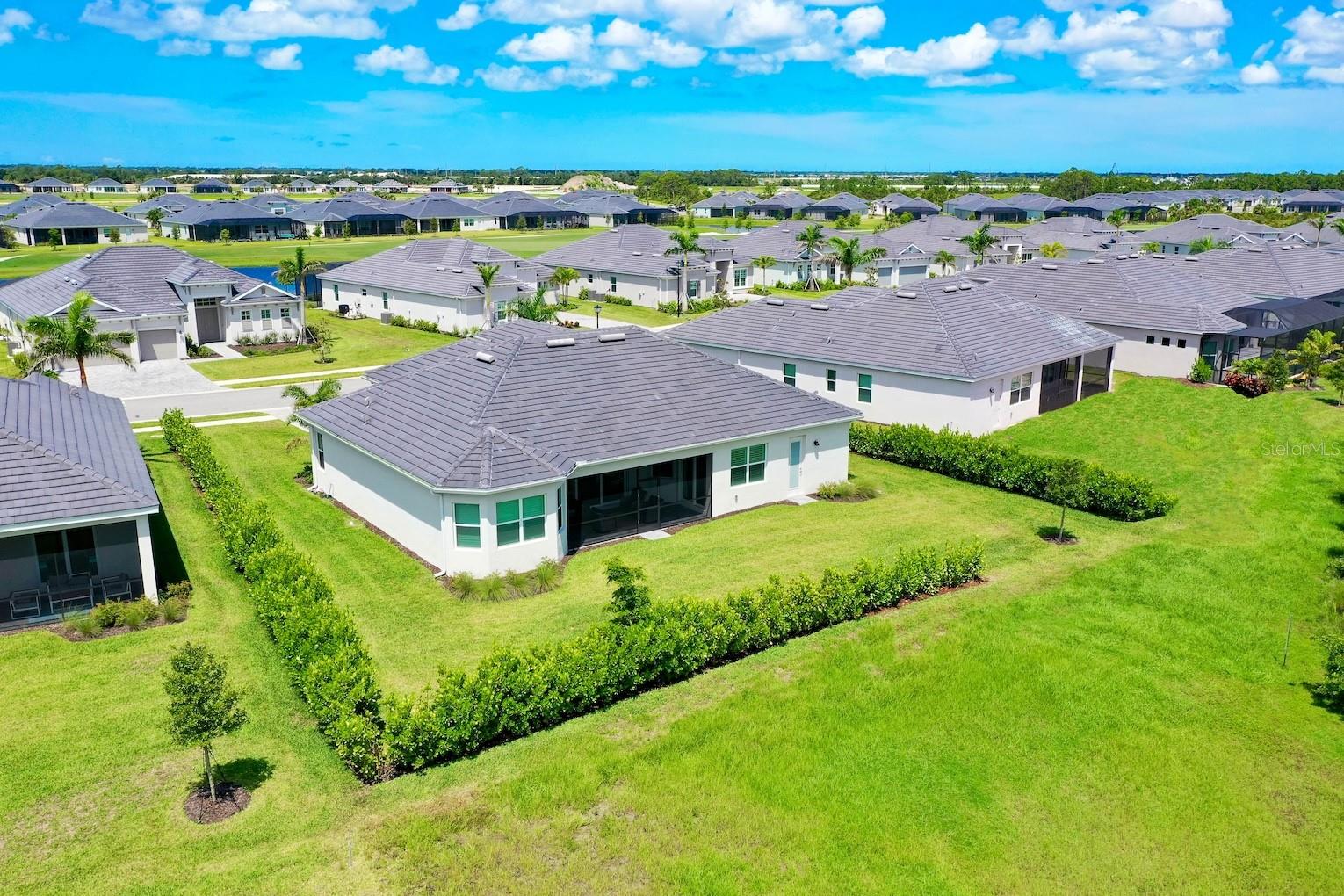 Image 6 of 78 For 17336 Sandpearl Road