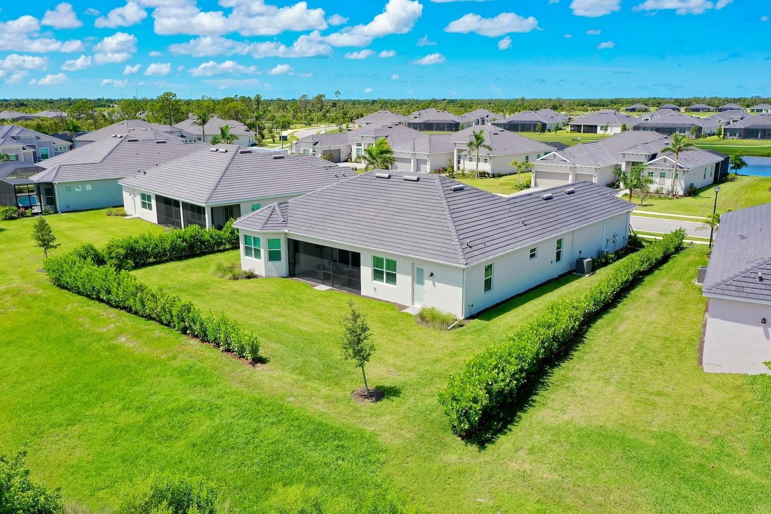 Image 7 of 78 For 17336 Sandpearl Road