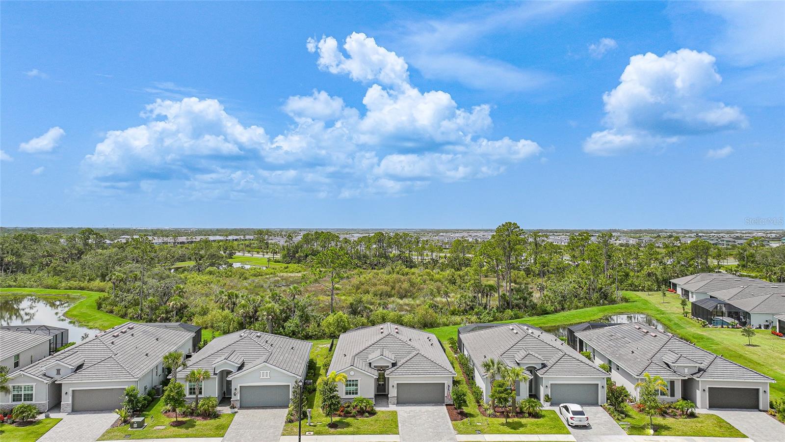 Image 43 of 45 For 11383 Burgundy Drive