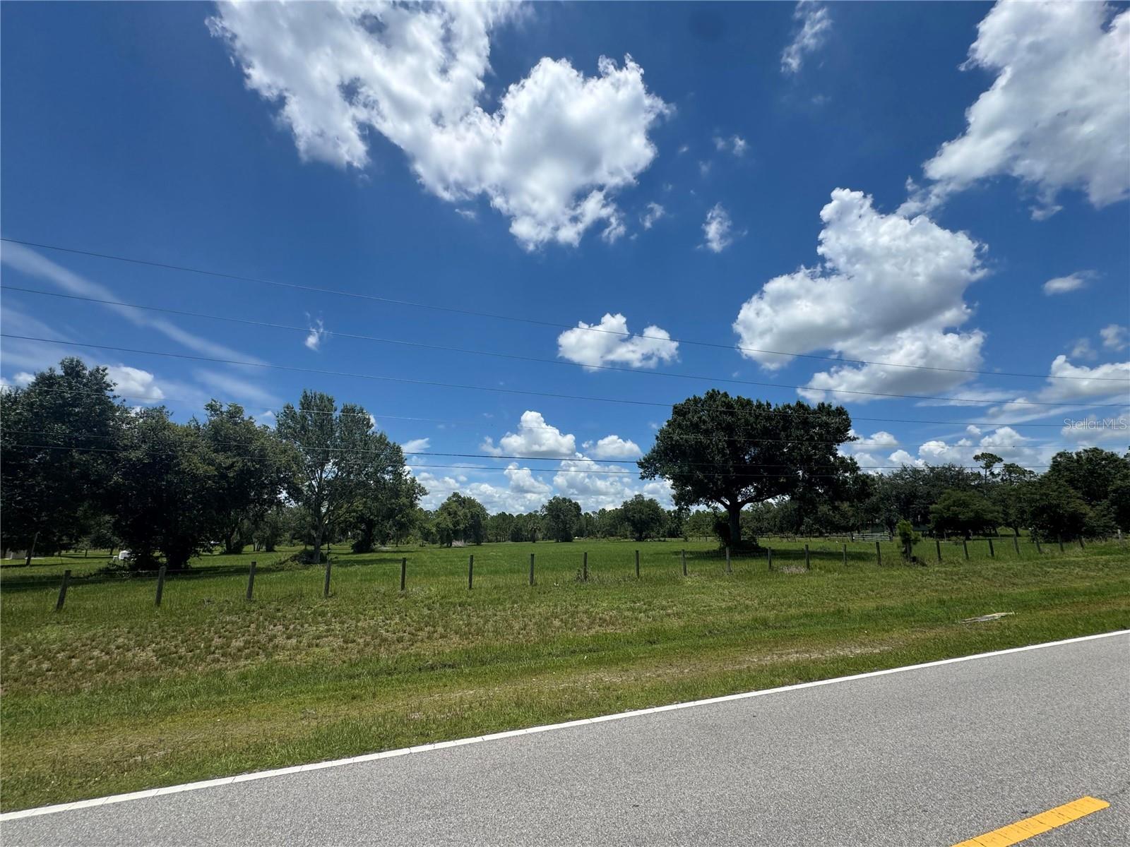 Image 6 of 7 For Lot 12 Tropicaire Boulevard