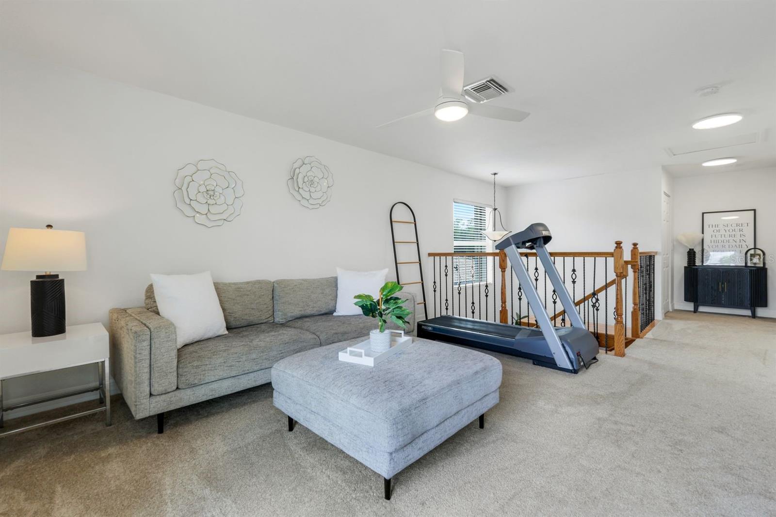 Image 13 of 36 For 10490 Spruce Pine Court