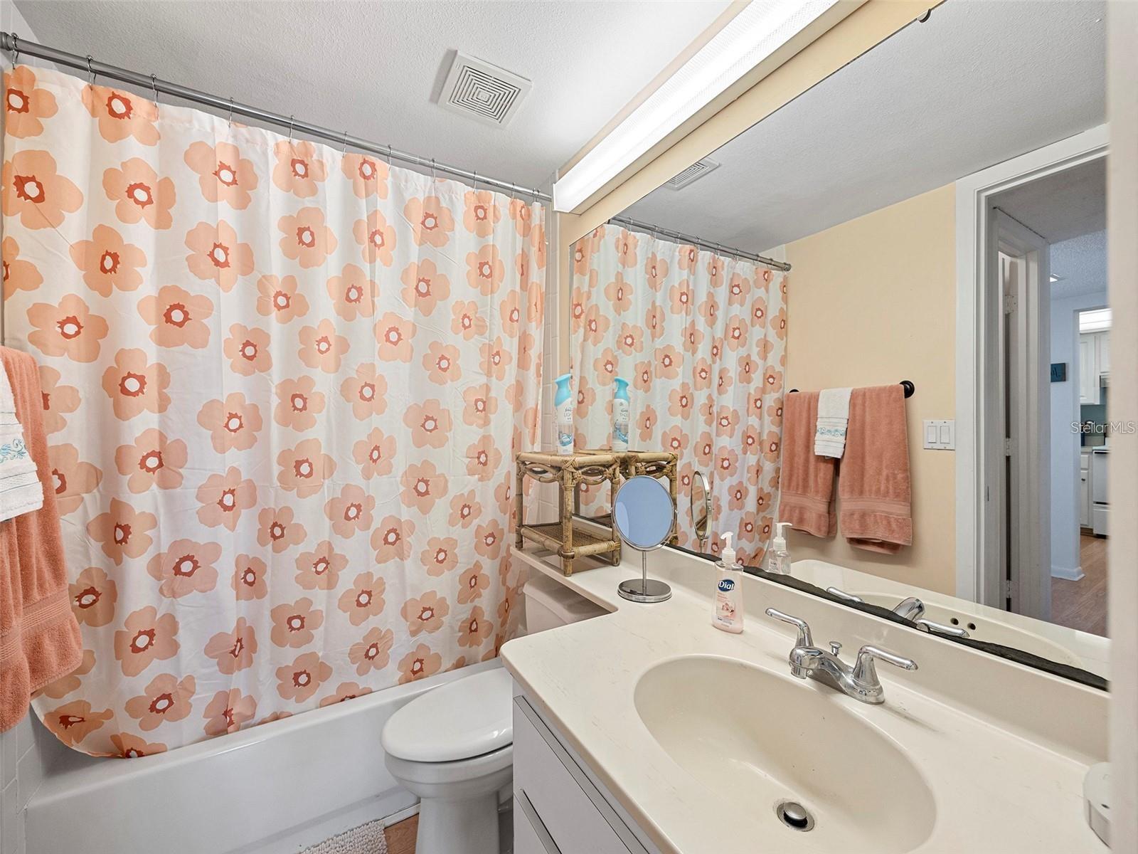 Image 20 of 25 For 1144 Bird Bay Way 102
