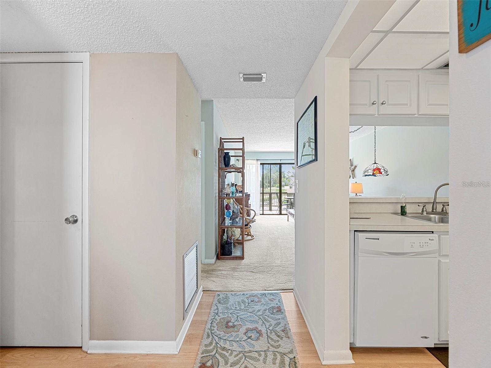 Image 4 of 25 For 1144 Bird Bay Way 102