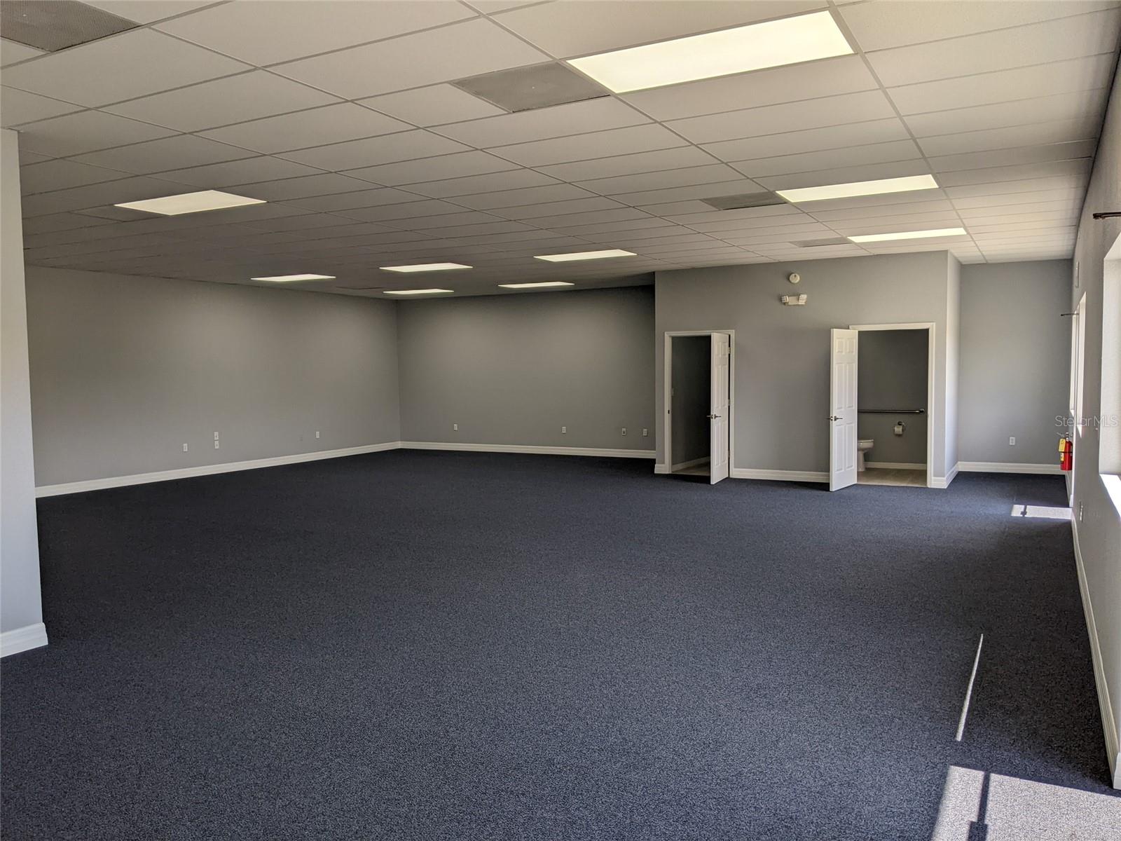 Image 7 of 9 For 23330 Harborview Road F