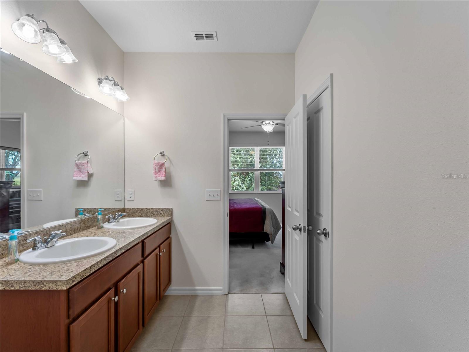 Image 18 of 39 For 8814 Tuscany Isles Drive