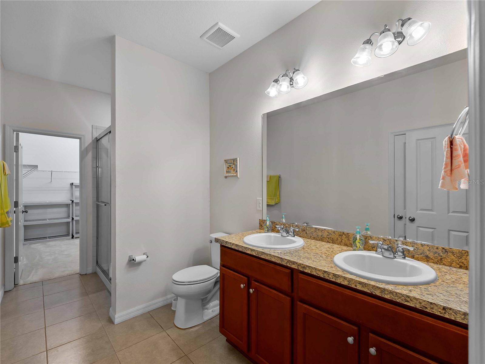 Image 19 of 39 For 8814 Tuscany Isles Drive