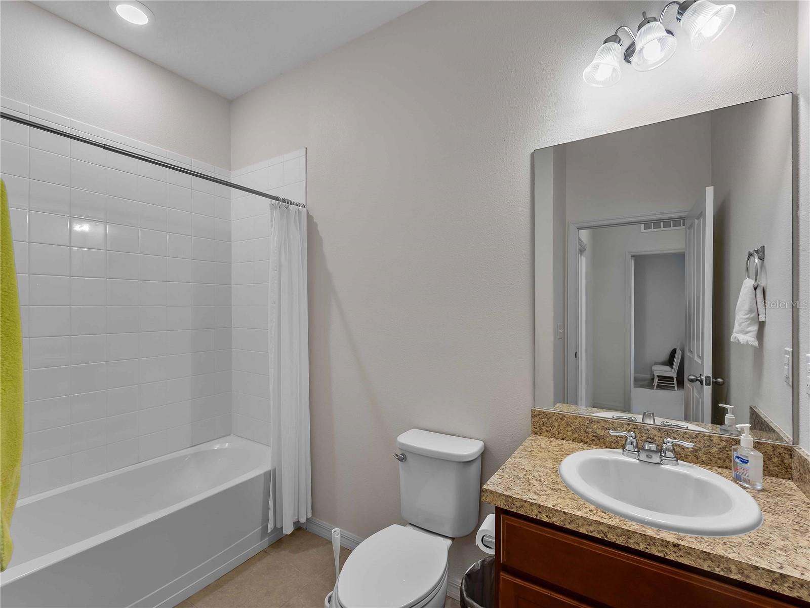 Image 24 of 39 For 8814 Tuscany Isles Drive