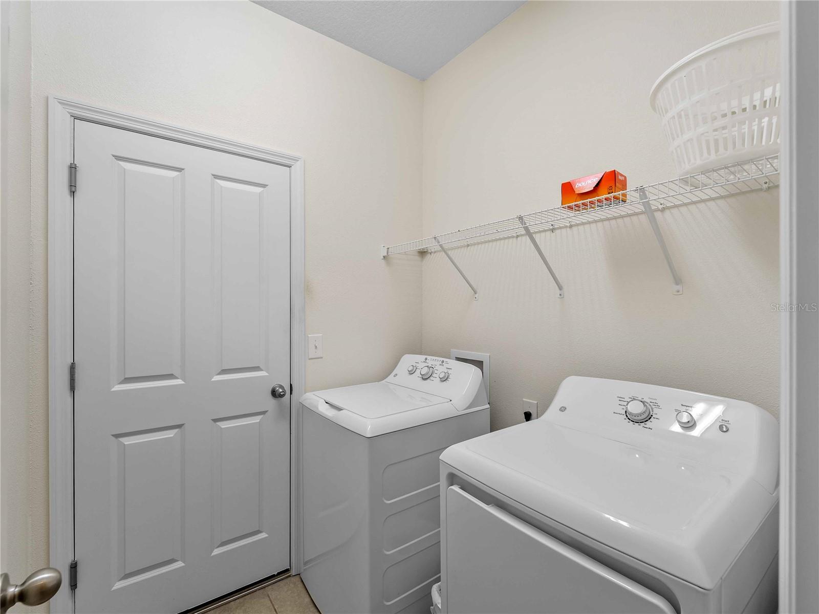 Image 26 of 39 For 8814 Tuscany Isles Drive