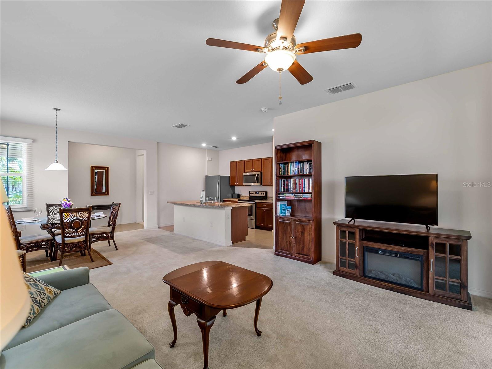 Image 8 of 39 For 8814 Tuscany Isles Drive