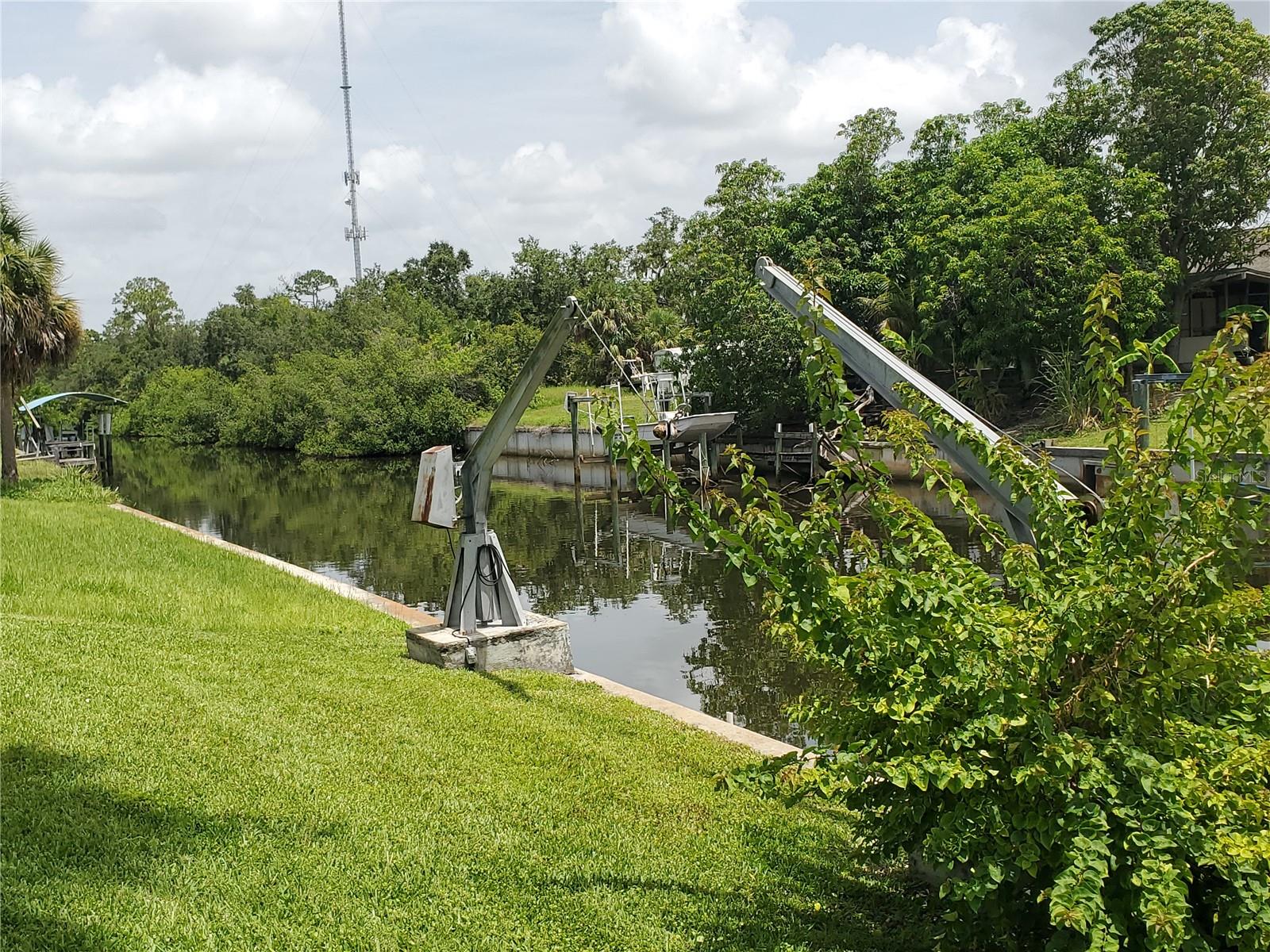 Image 24 of 59 For 2220 Broad Ranch Dr