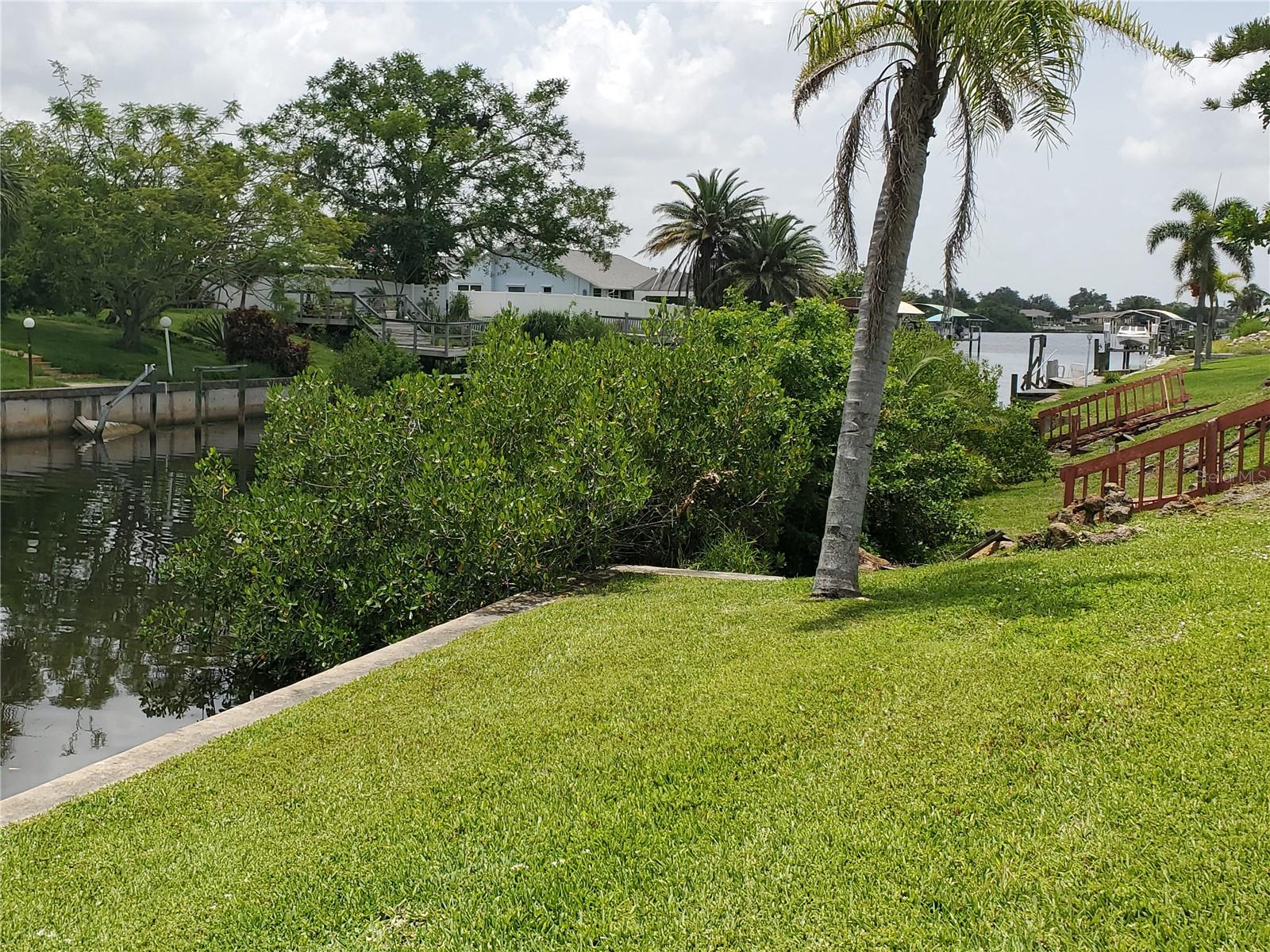 Image 25 of 59 For 2220 Broad Ranch Dr