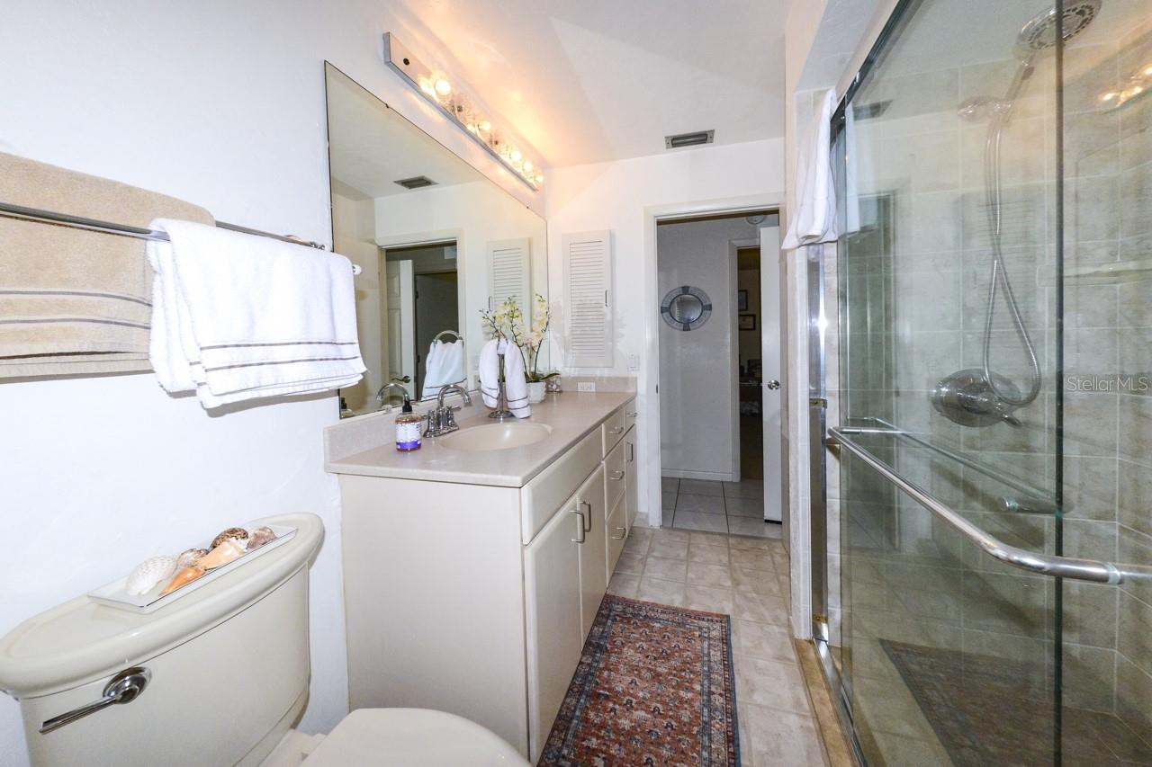Image 40 of 59 For 2220 Broad Ranch Dr