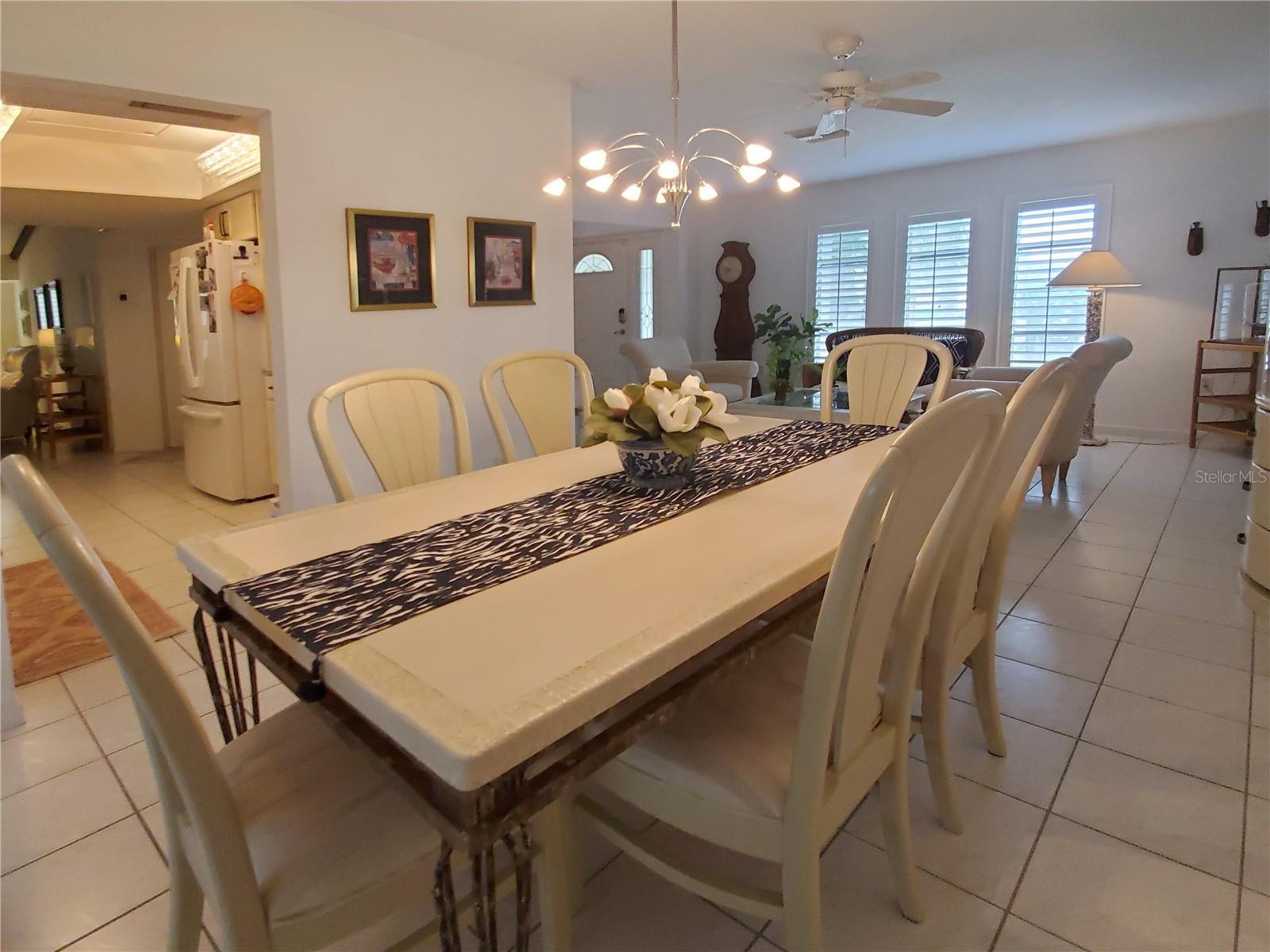 Image 5 of 59 For 2220 Broad Ranch Dr