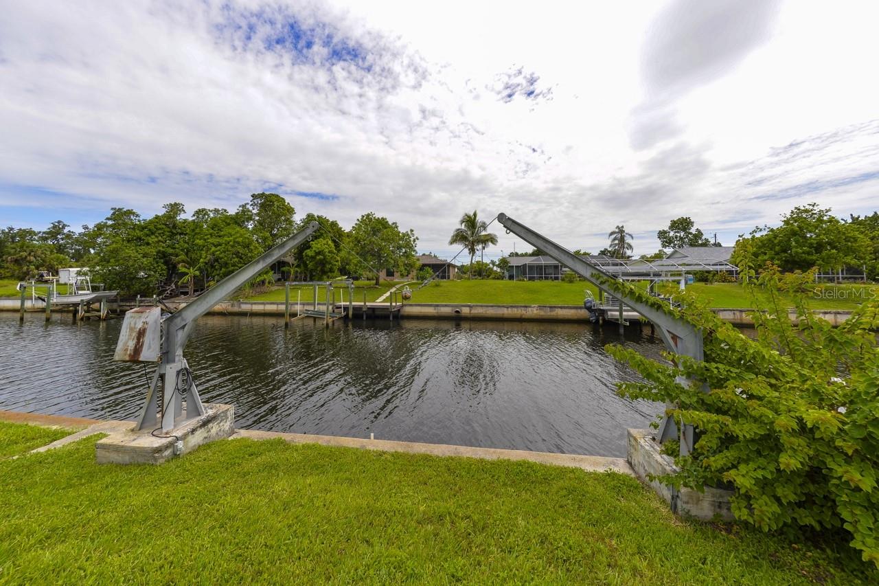 Image 53 of 59 For 2220 Broad Ranch Dr