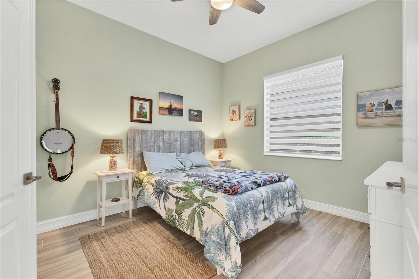 Image 21 of 51 For 303 11th Avenue E