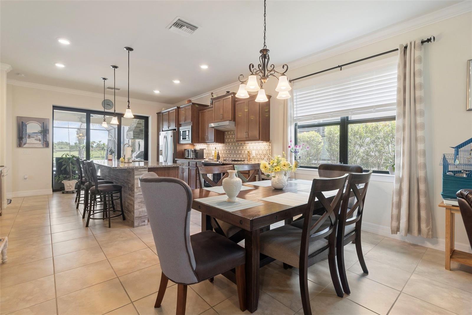 Image 10 of 42 For 13935 Campoleone Street
