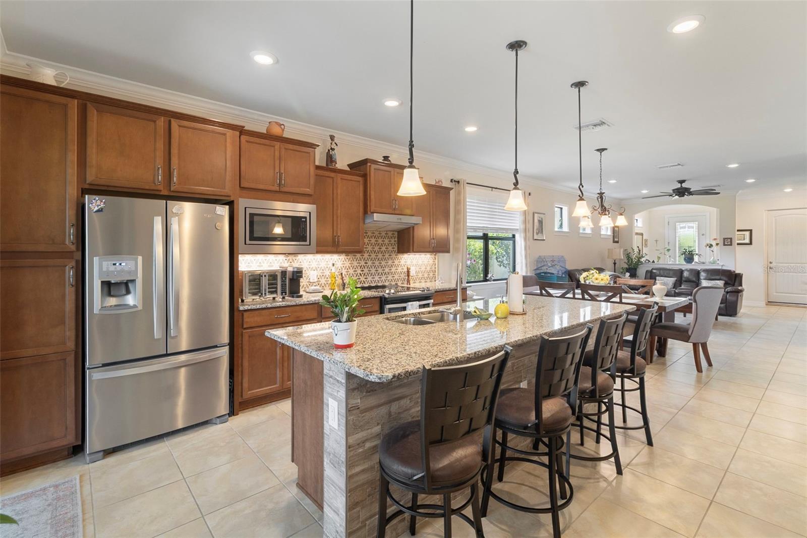 Image 16 of 42 For 13935 Campoleone Street