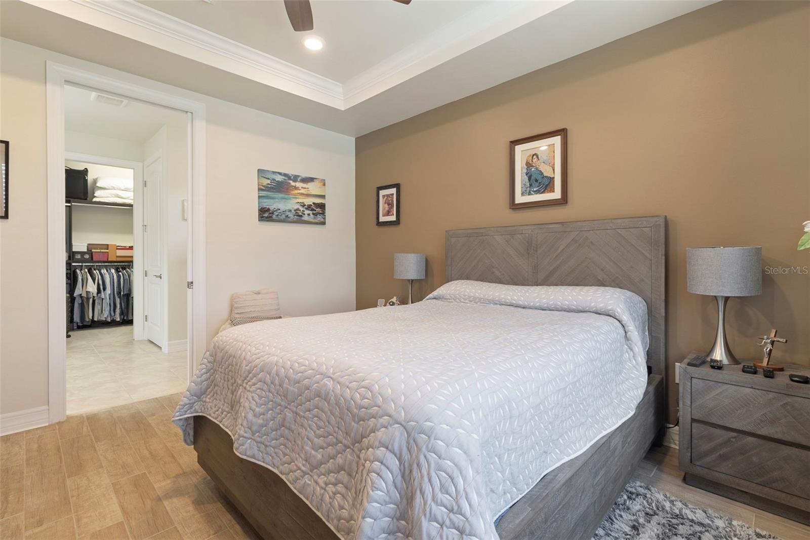 Image 18 of 42 For 13935 Campoleone Street