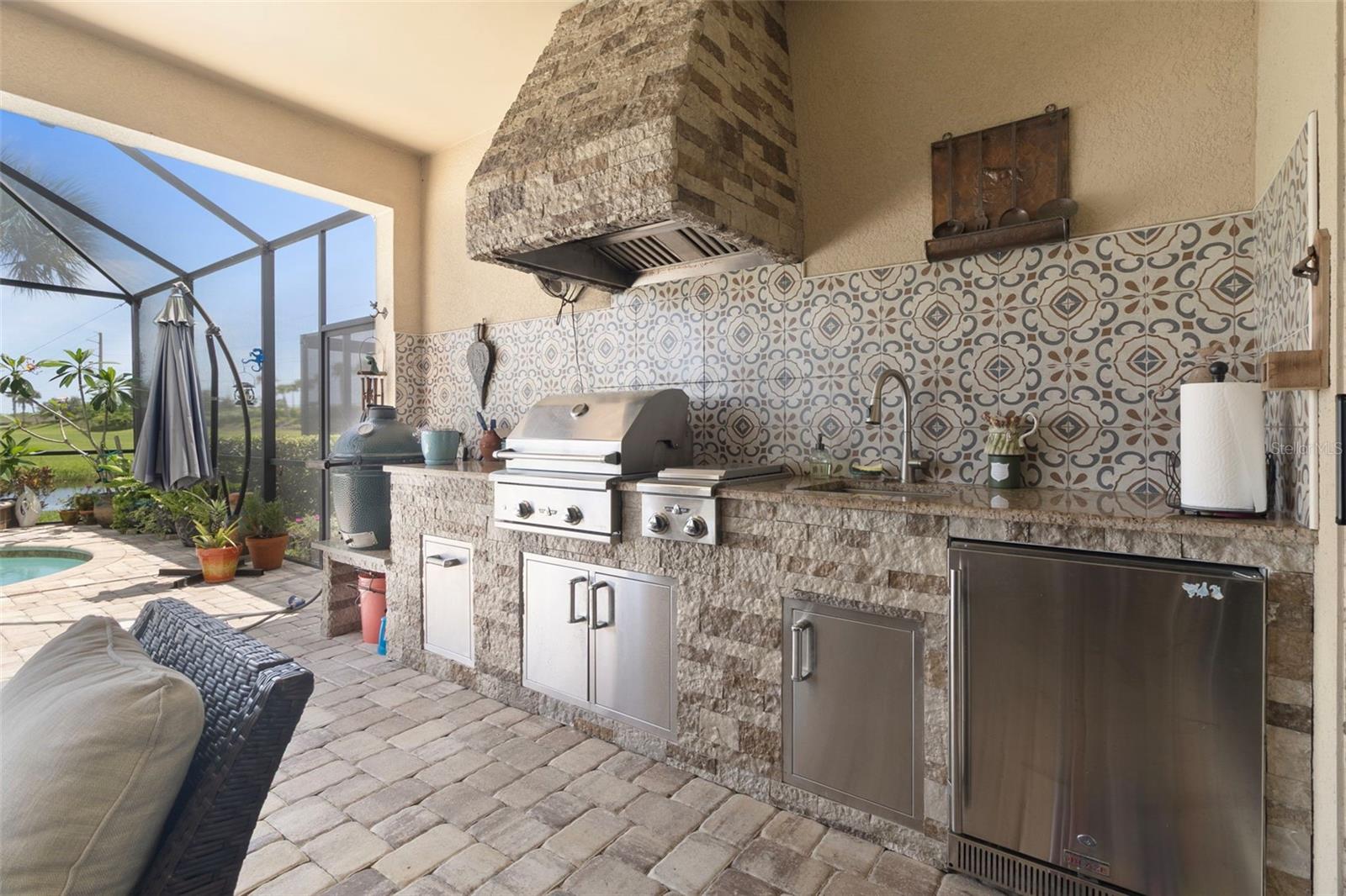 Image 4 of 42 For 13935 Campoleone Street