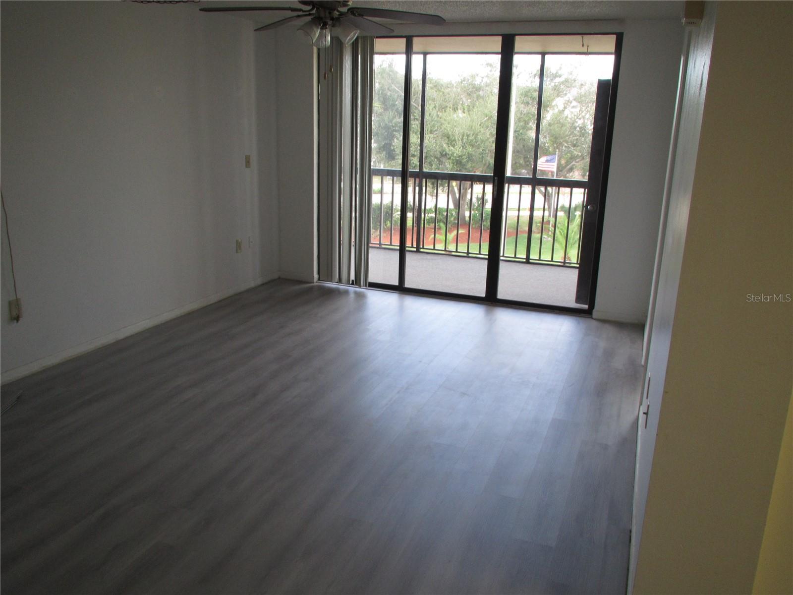 Image 3 of 7 For 21405 Olean Boulevard 303