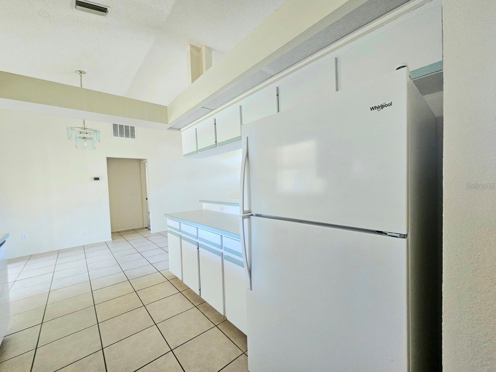 Image 11 of 40 For 6222 Berkeley Street